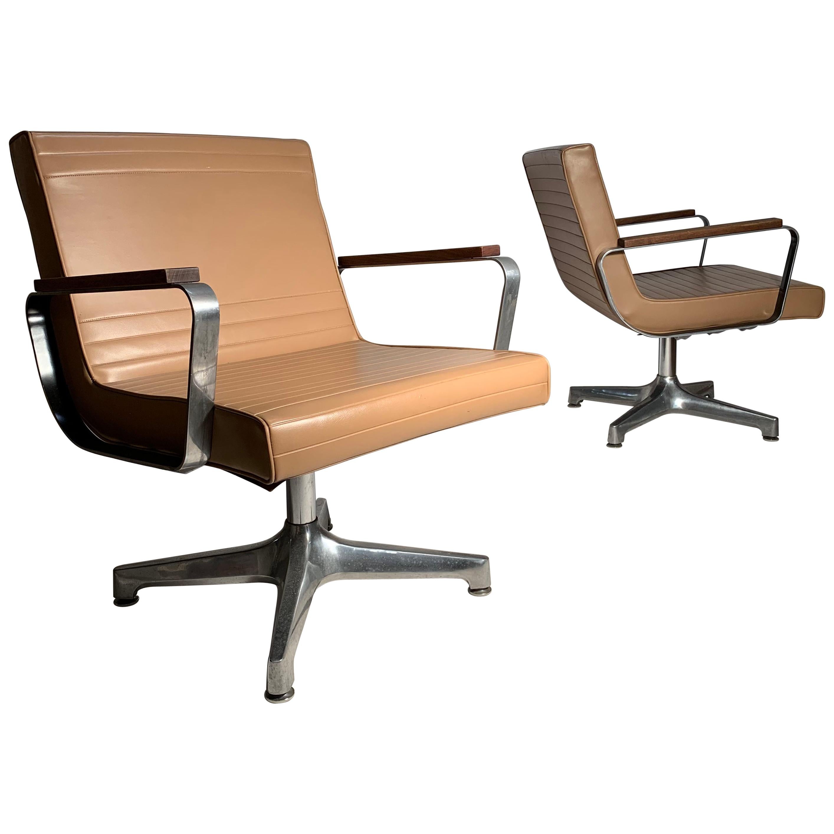 Pair of Vintage 1970s Techfab Chromcraft Latte Lounge Chairs For Sale