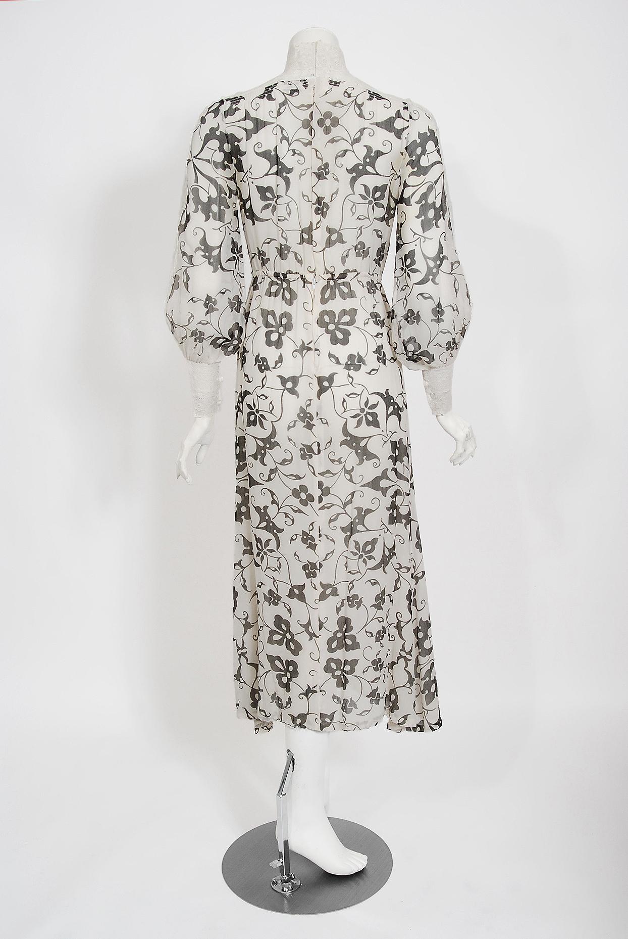 Vintage 1970's Thea Porter Couture Art Nouveau Print Silk & White Lace Dress 6