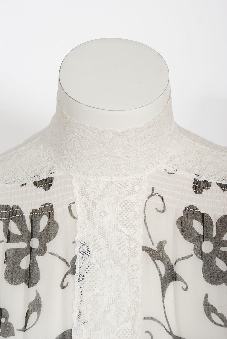Beige Vintage 1970's Thea Porter Couture Art Nouveau Print Silk & White Lace Dress For Sale