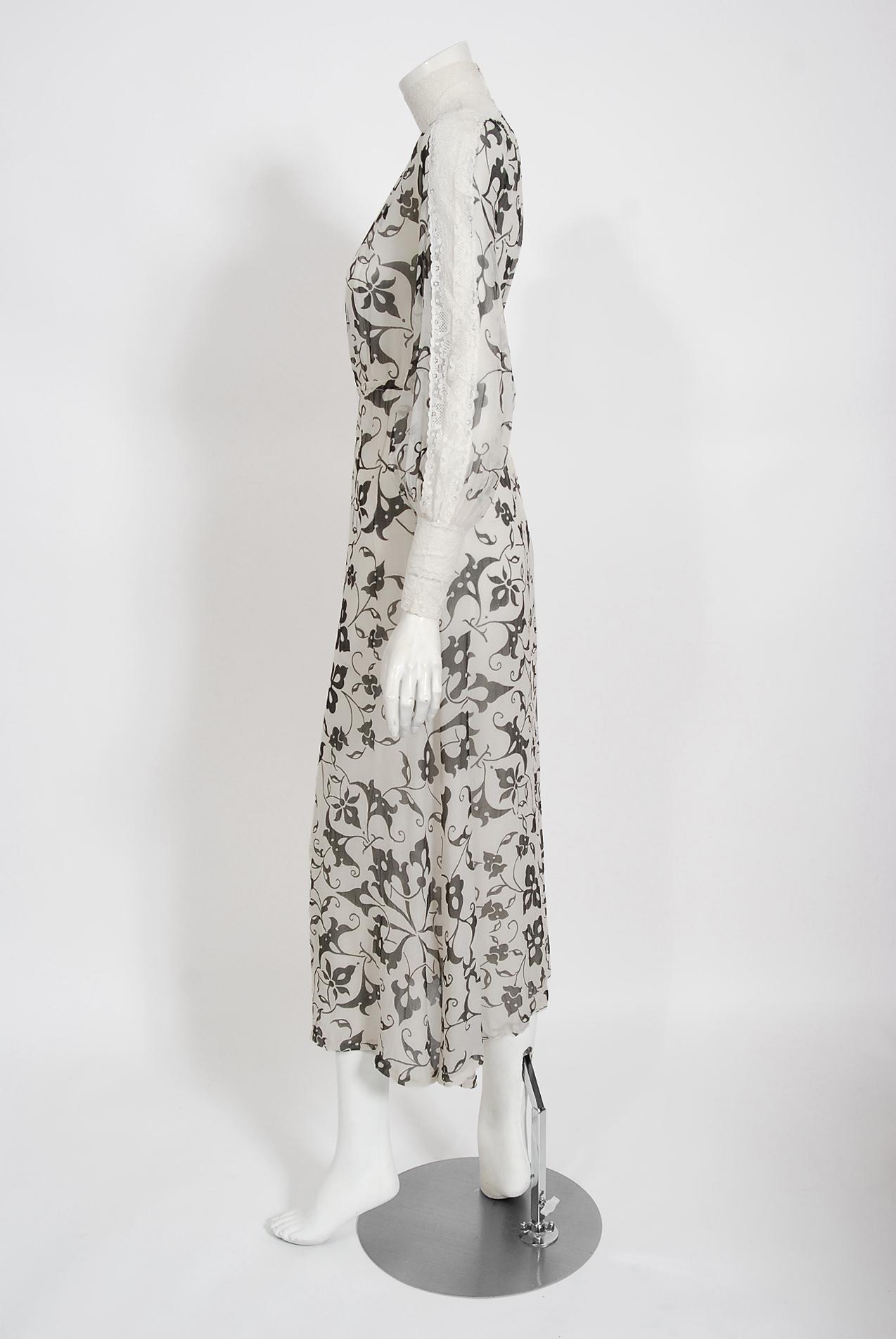 Vintage 1970's Thea Porter Couture Art Nouveau Print Silk & White Lace Dress 3