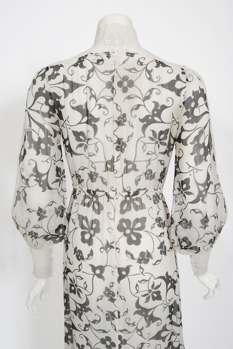 Vintage 1970's Thea Porter Couture Art Nouveau Print Silk & White Lace Dress For Sale 8