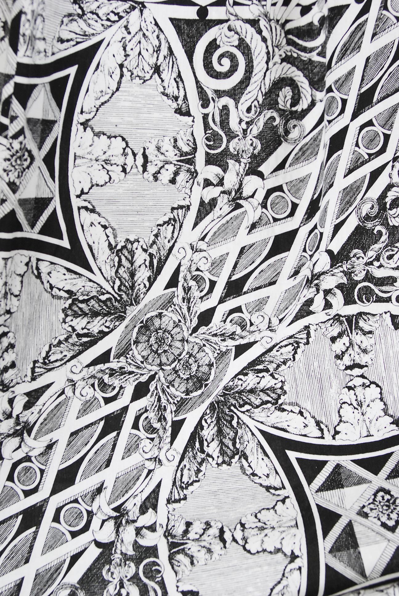 Women's Vintage 1970's Thea Porter Kaleidoscope Floral Print Cotton Bell-Sleeve Dress