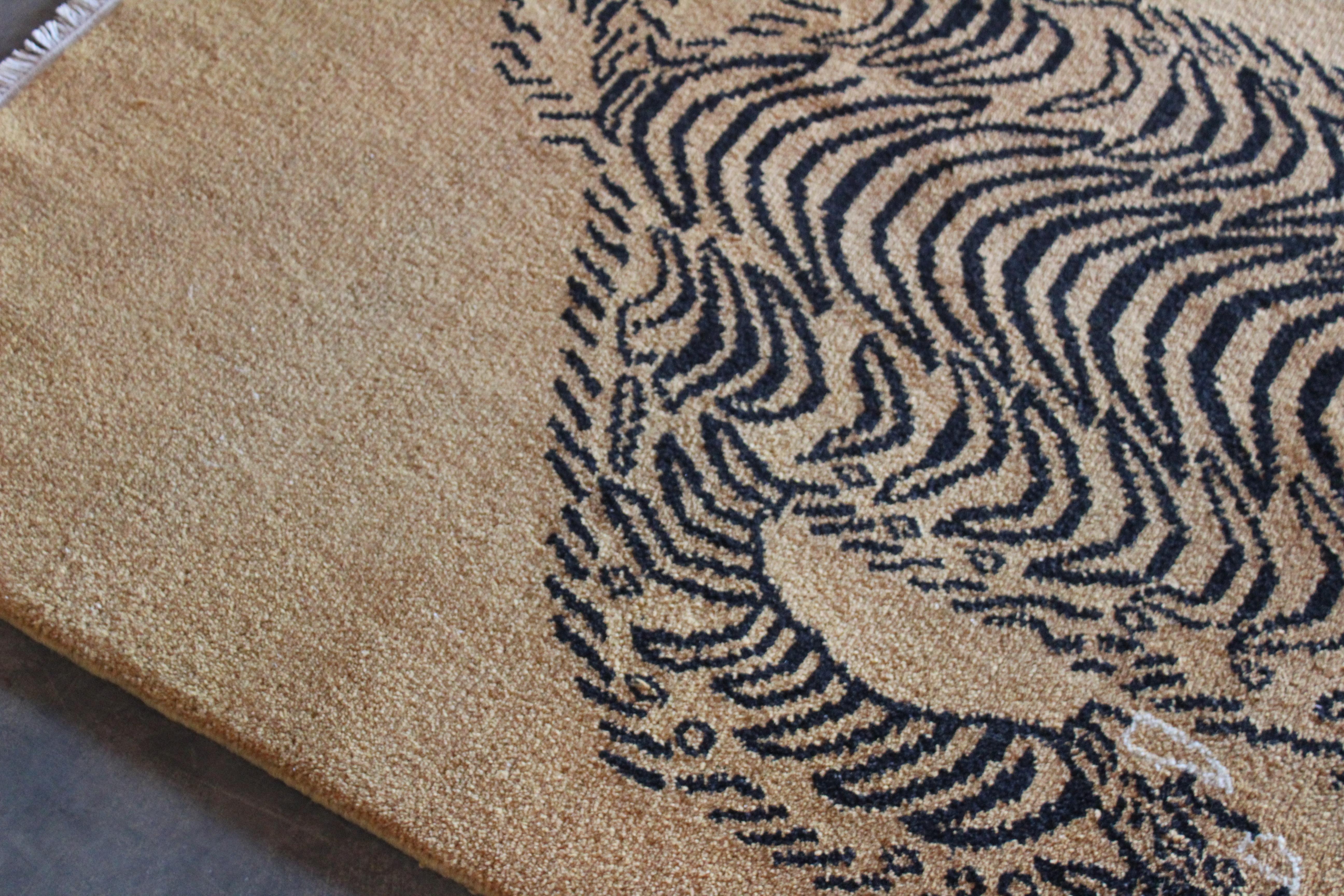 Vintage 1970s Tibetan Wool Tiger Rug 8