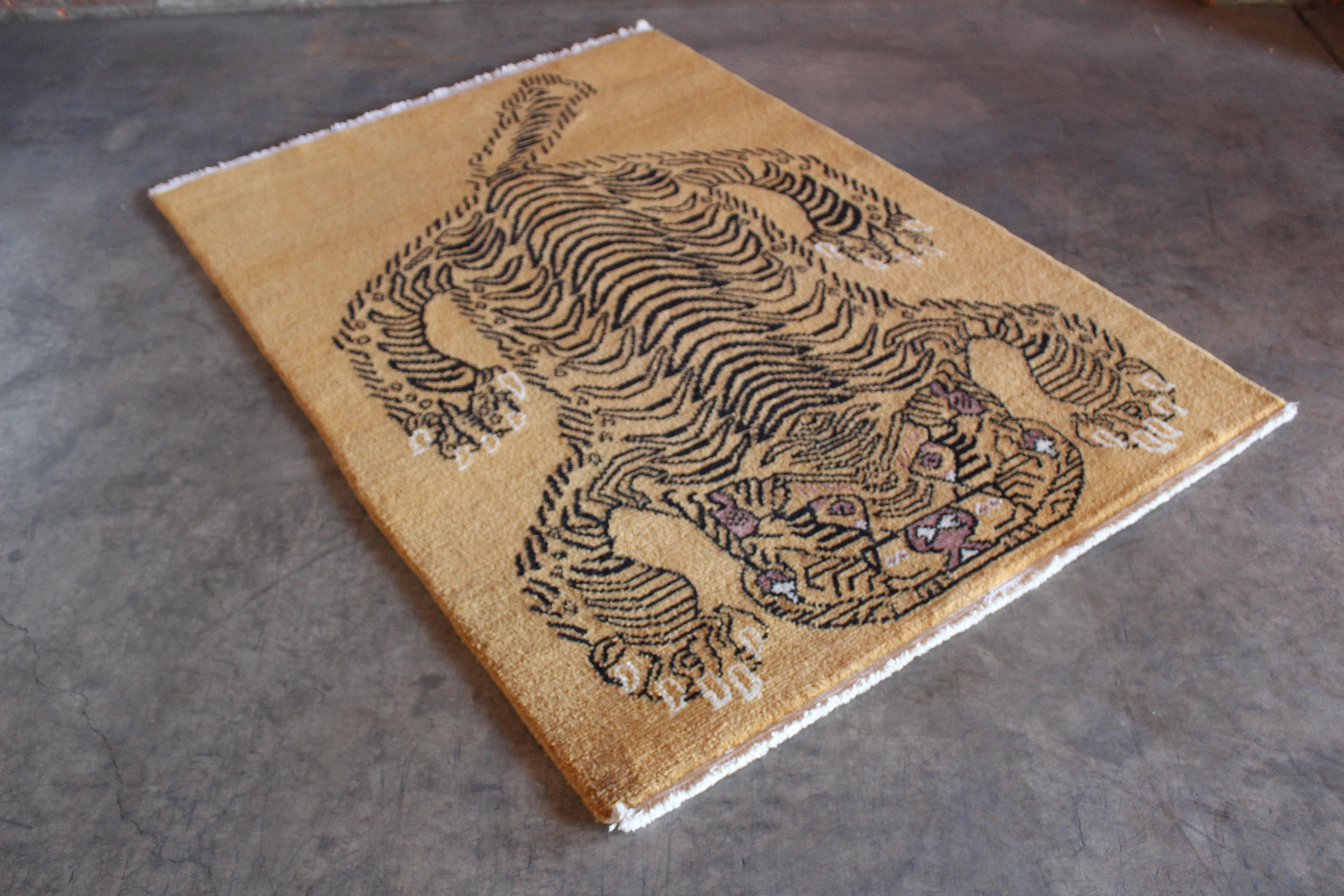 Vintage 1970s Tibetan Wool Tiger Rug In Excellent Condition In Los Angeles, CA