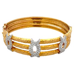 Vintage 1970s Triple Row Diamond Bangle Bracelet in 18K Yellow Gold, 1.75ct