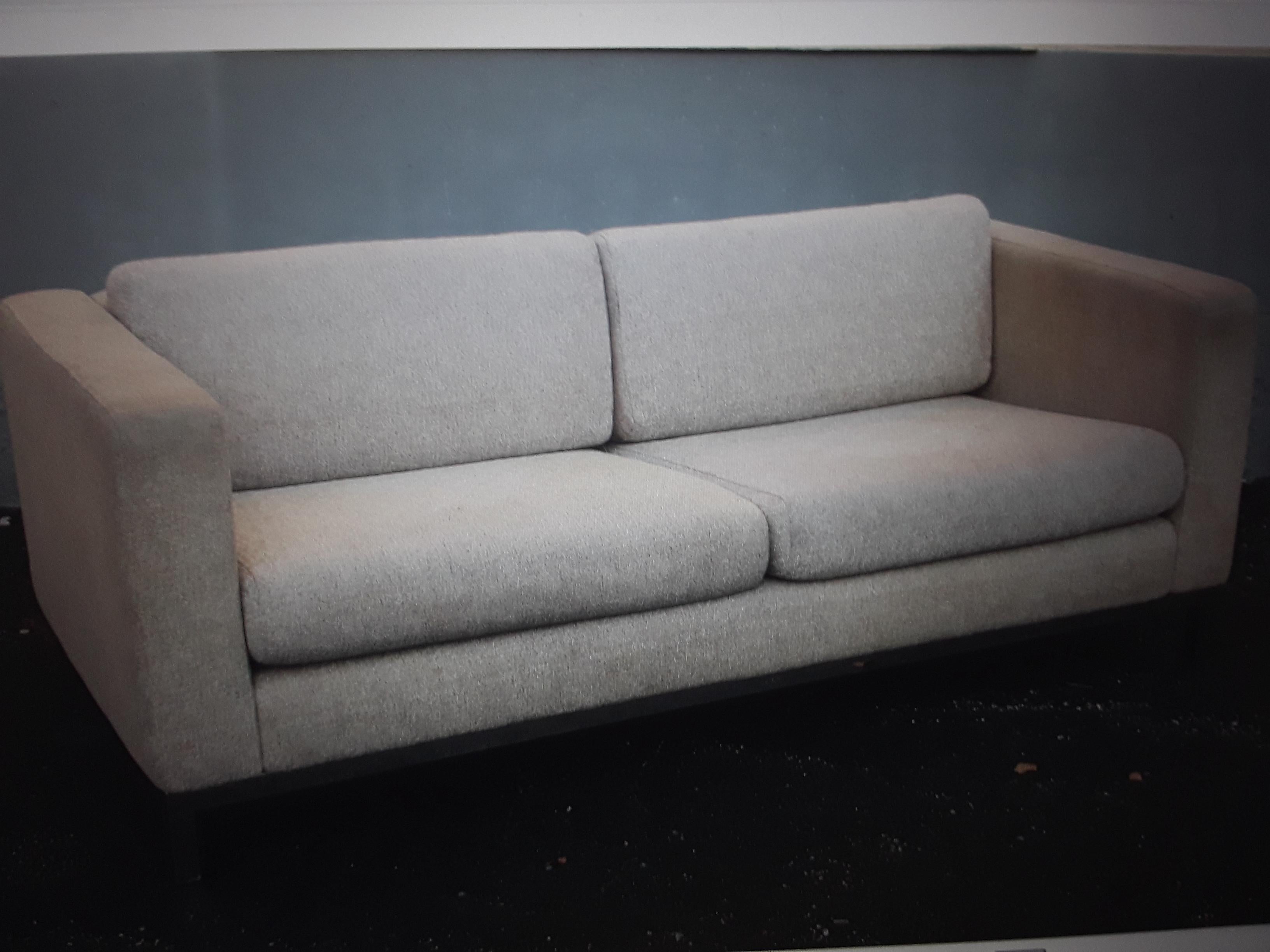Vintage 1970's Ultra Modern 4 Seater Sofa/ Daybed For Sale 1