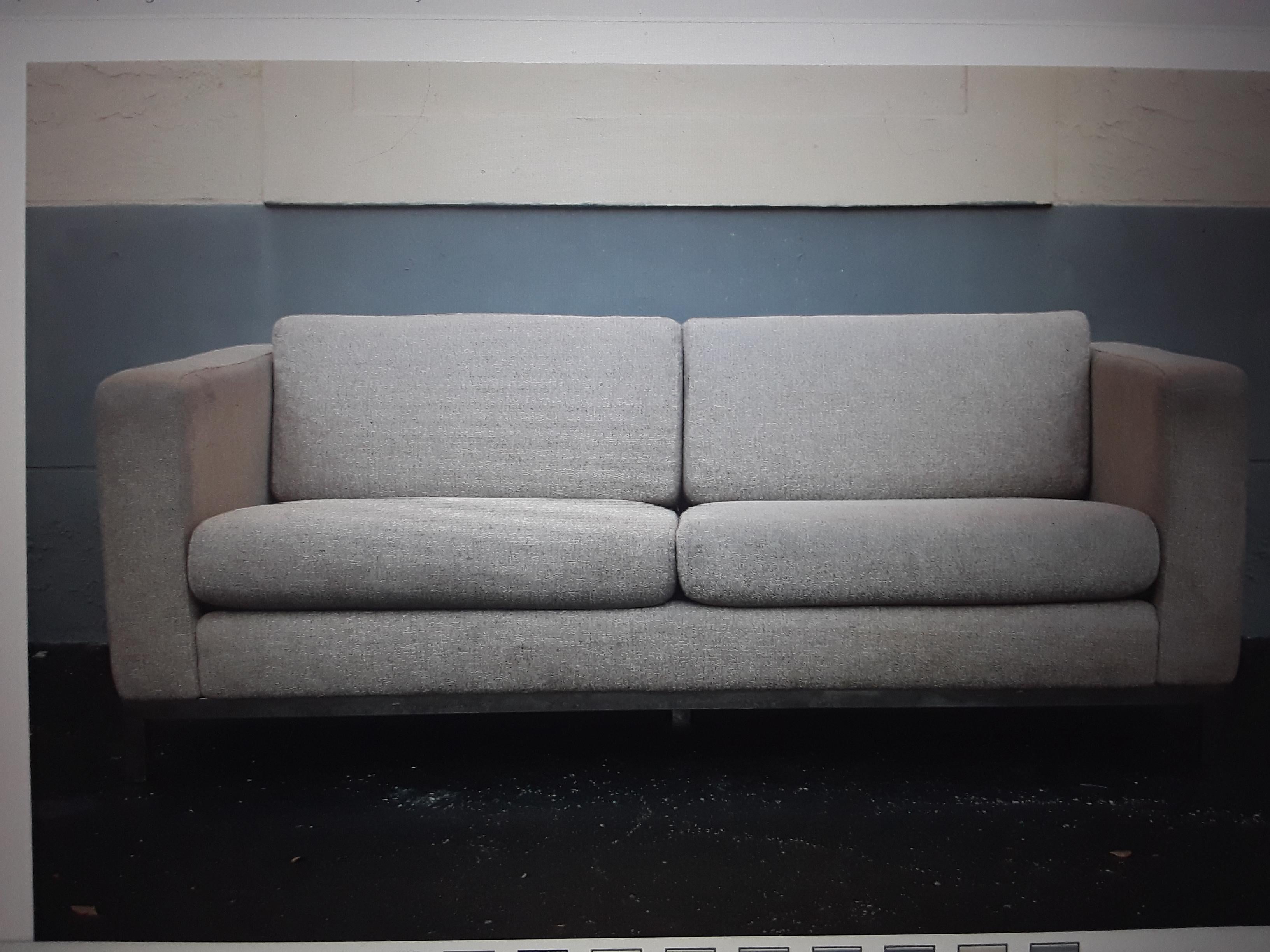 Vintage 1970's Ultra Modern 4 Seater Sofa/ Daybed For Sale 3