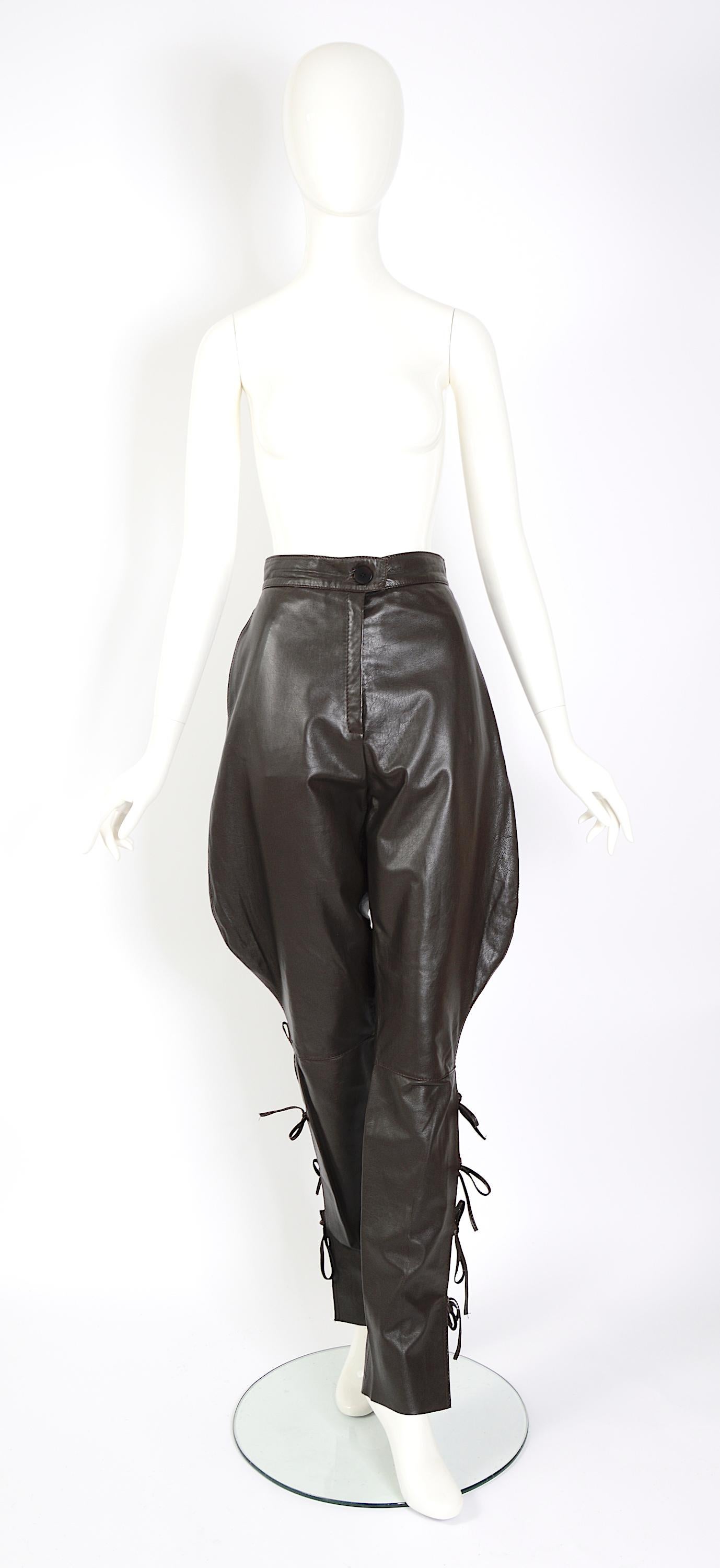 Vintage 1970s unsigned exquisite equestrian style brown leather jodhpur pants 5