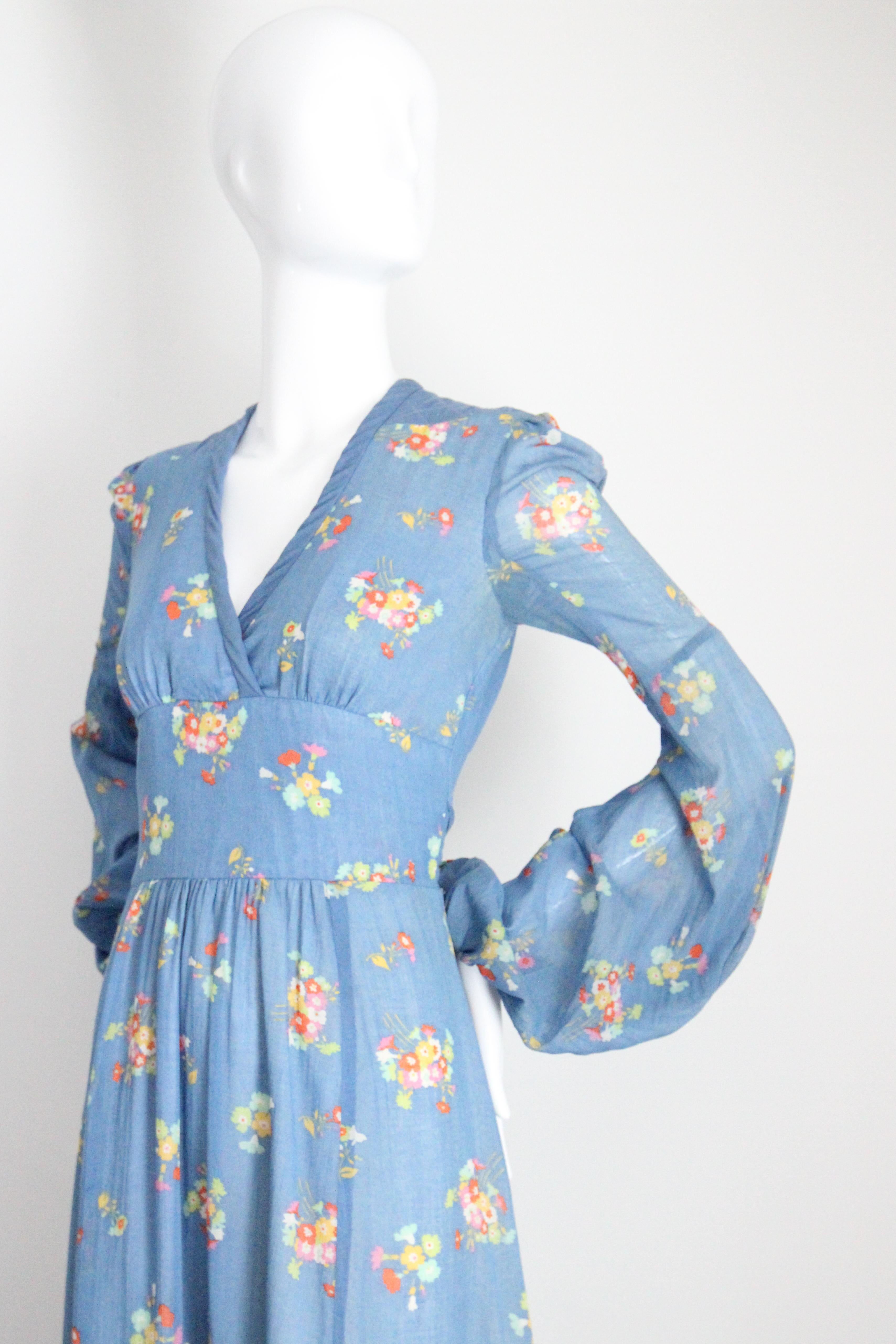 Vintage anni '70, Valery Goad Blu, floreale con maniche a palloncino, Maxi Dress UK 8 US 4 3