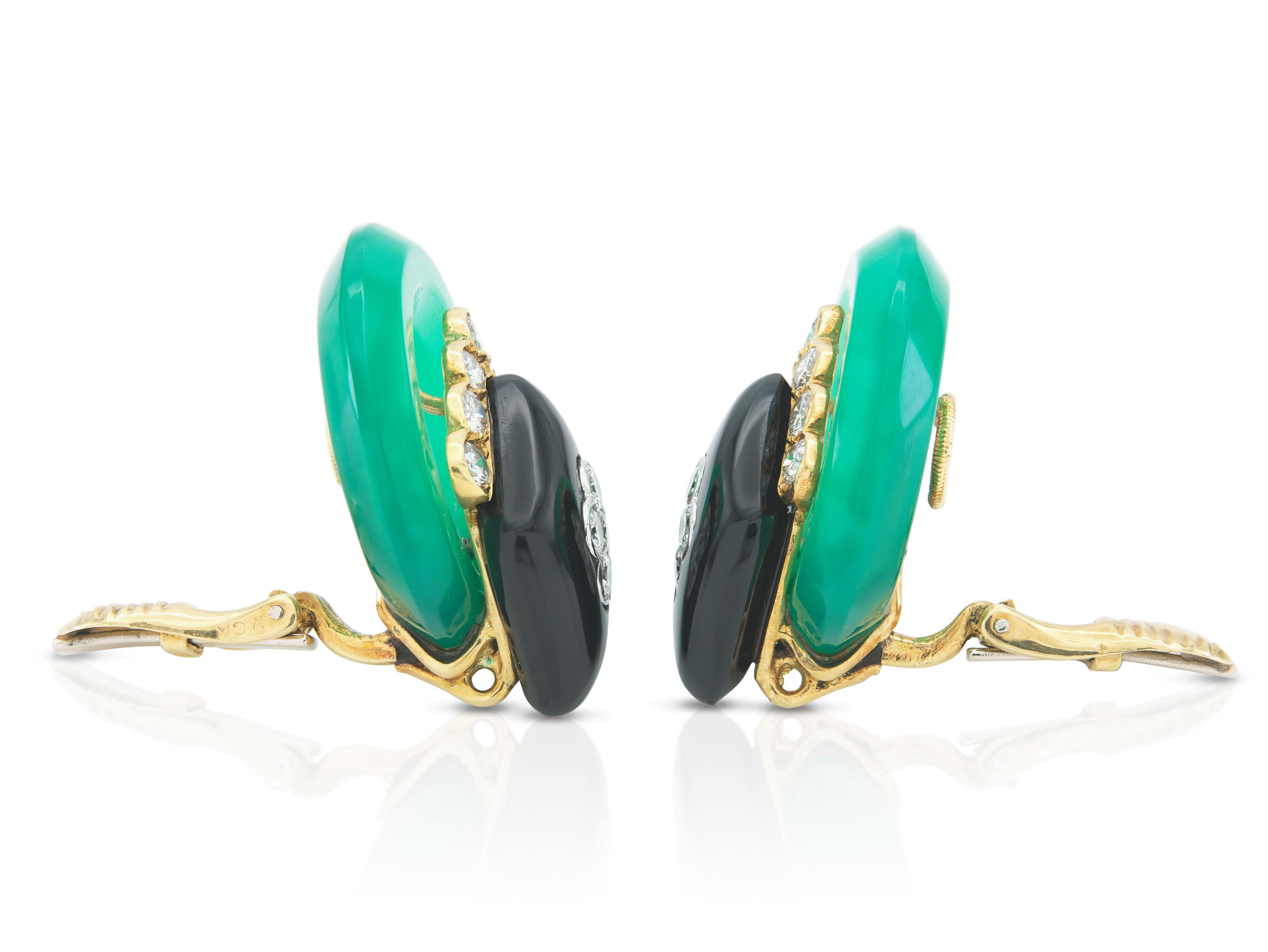 Pendientes vintage años 70 Van Cleef & Arpels Crisoprasa, ónice y diamantes Corte mixto en venta
