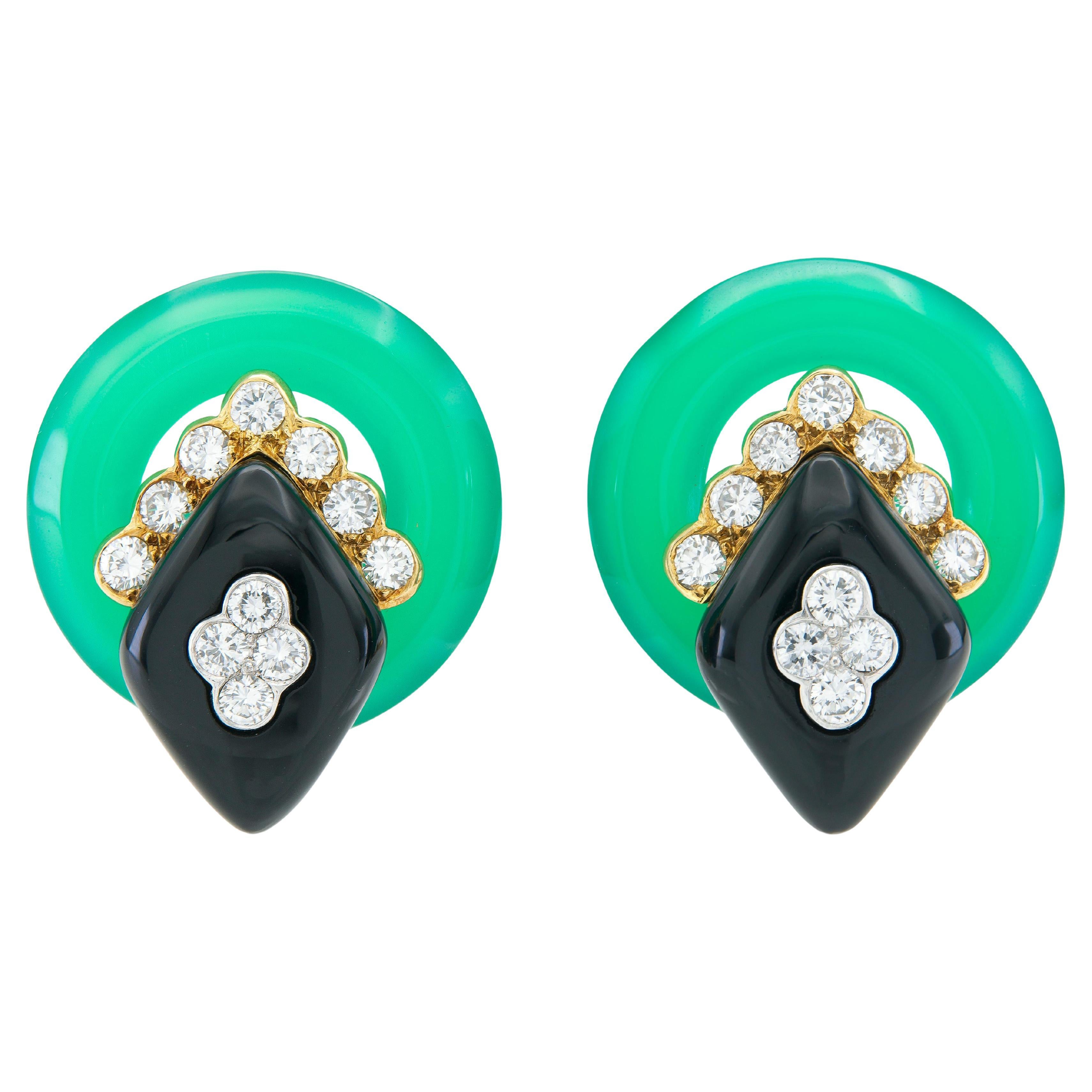 Pendientes vintage años 70 Van Cleef 
Arpels Crisoprasa, ónice y diamantes en venta