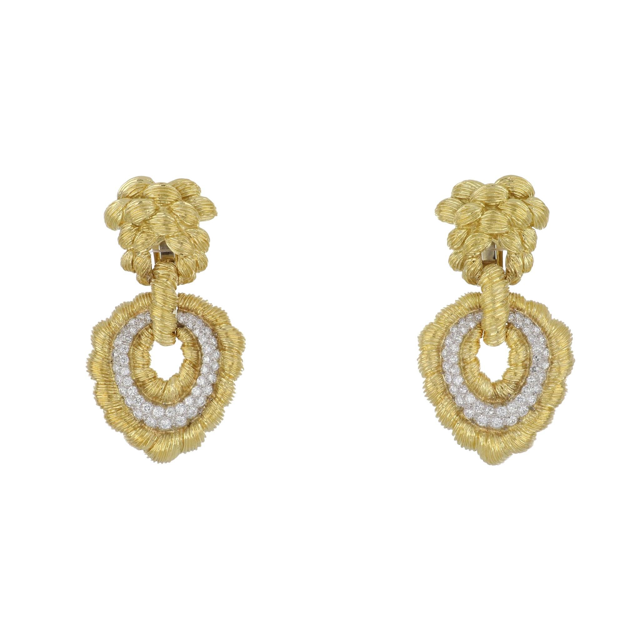 Pendientes aldaba vintage años 70 Wander de oro de 18 quilates y diamantes en Bueno estado para la venta en Houston, TX