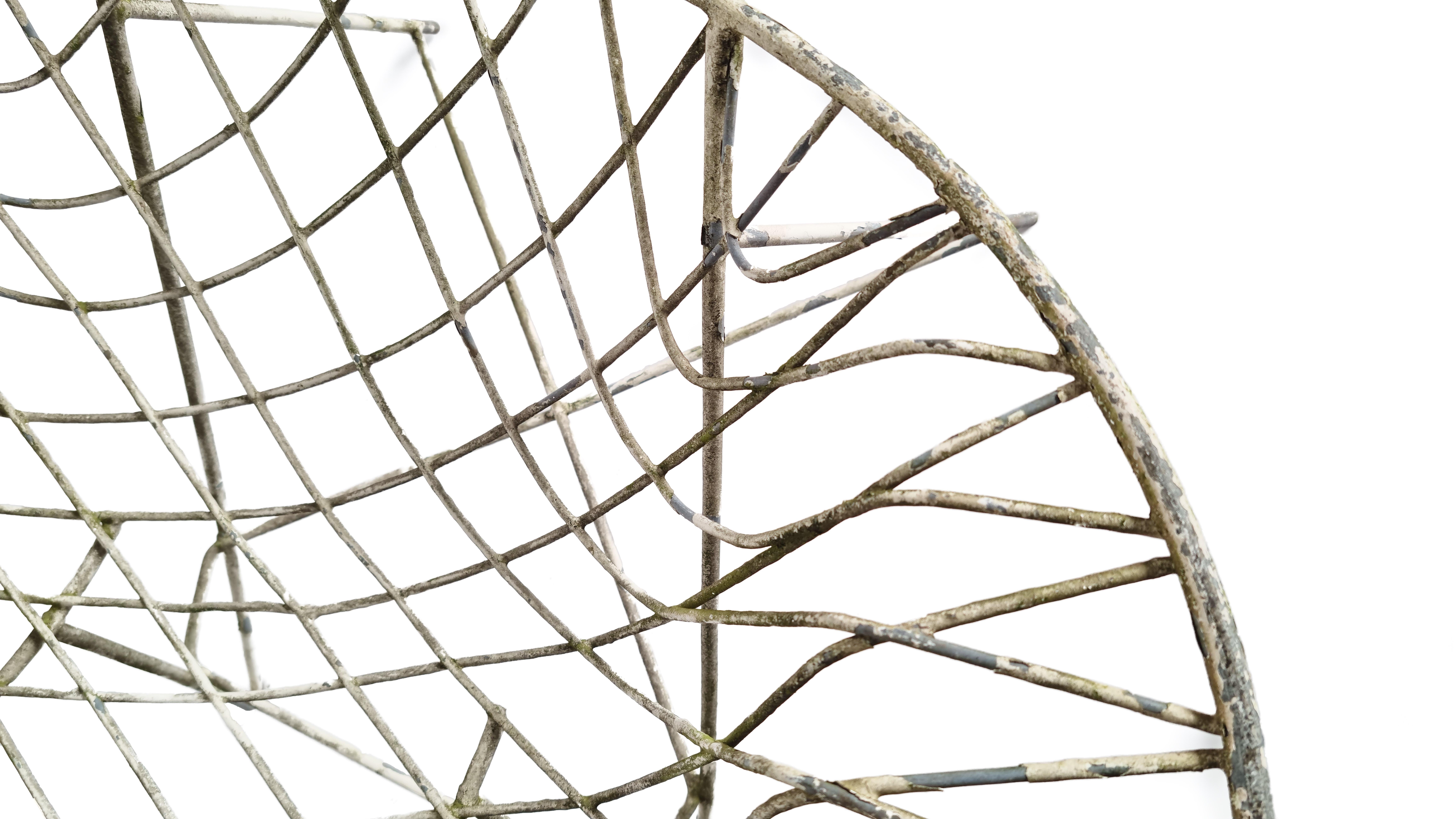 Metal Vintage 1970s wire arm chair with beautiful patina For Sale