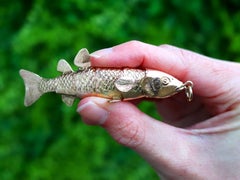 Vintage 1970s Yellow Gold Articulated Fish Charm