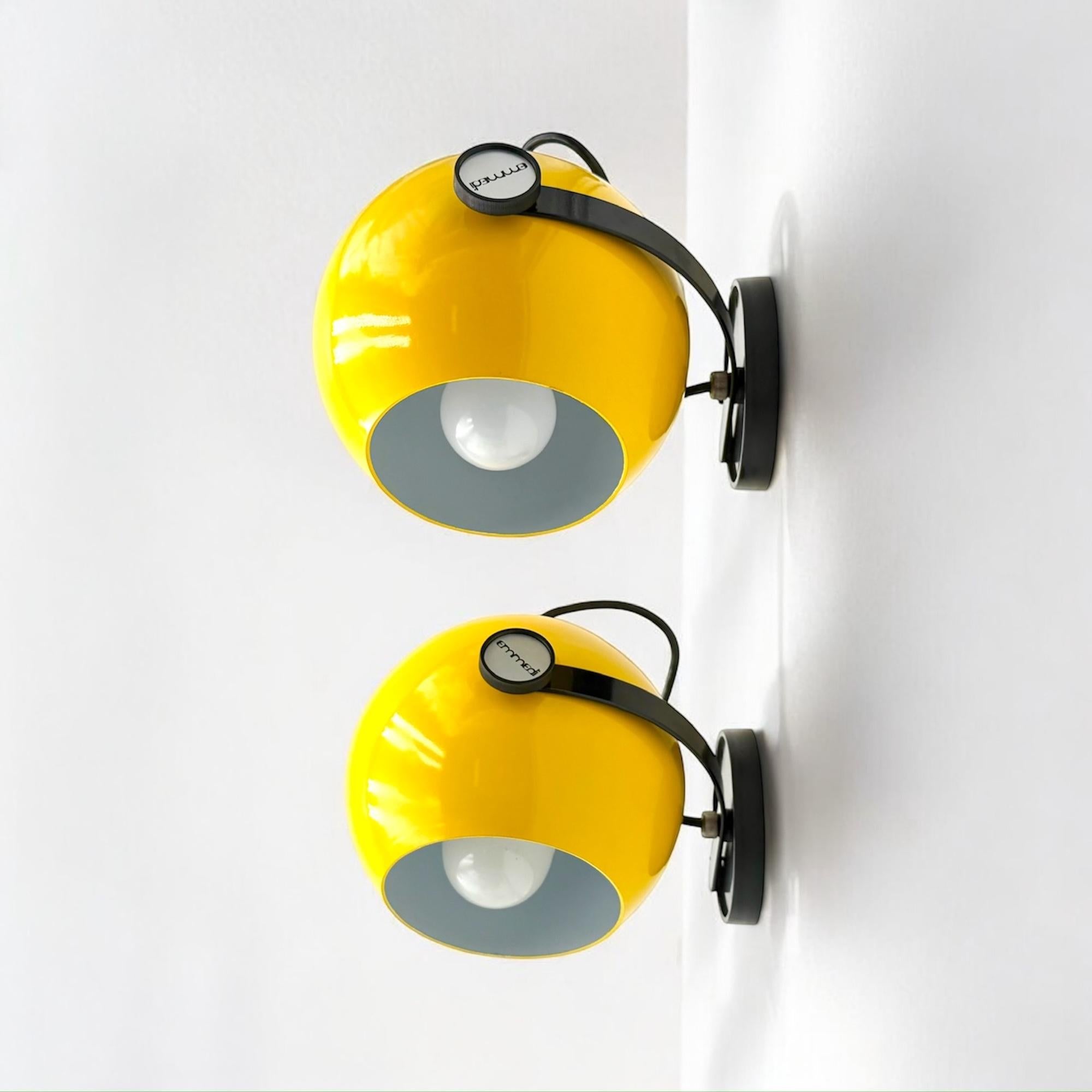 Vintage 1970s Yellow Wall Lamps by Emmedi, Diseño Italiano Nuevo Viejo Stock en Bueno estado para la venta en San Benedetto Del Tronto, IT