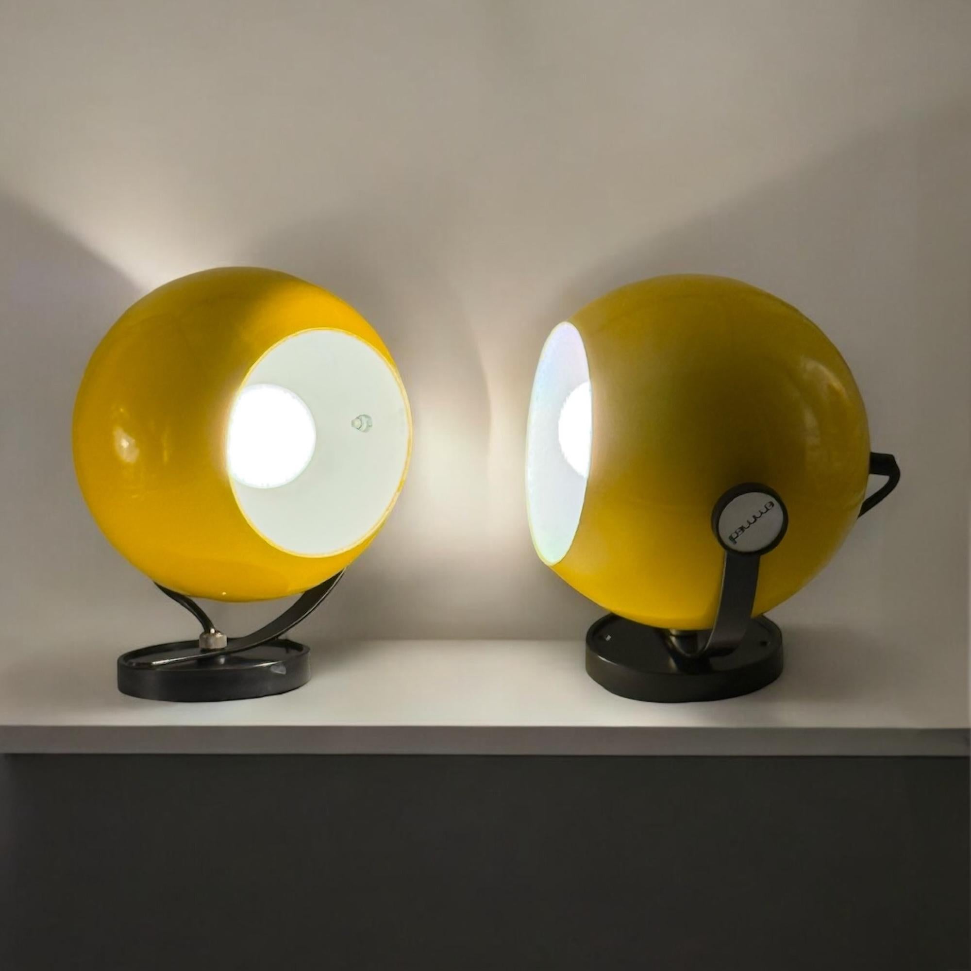 Vintage 1970s Yellow Wall Lamps by Emmedi, Diseño Italiano Nuevo Viejo Stock en venta 2