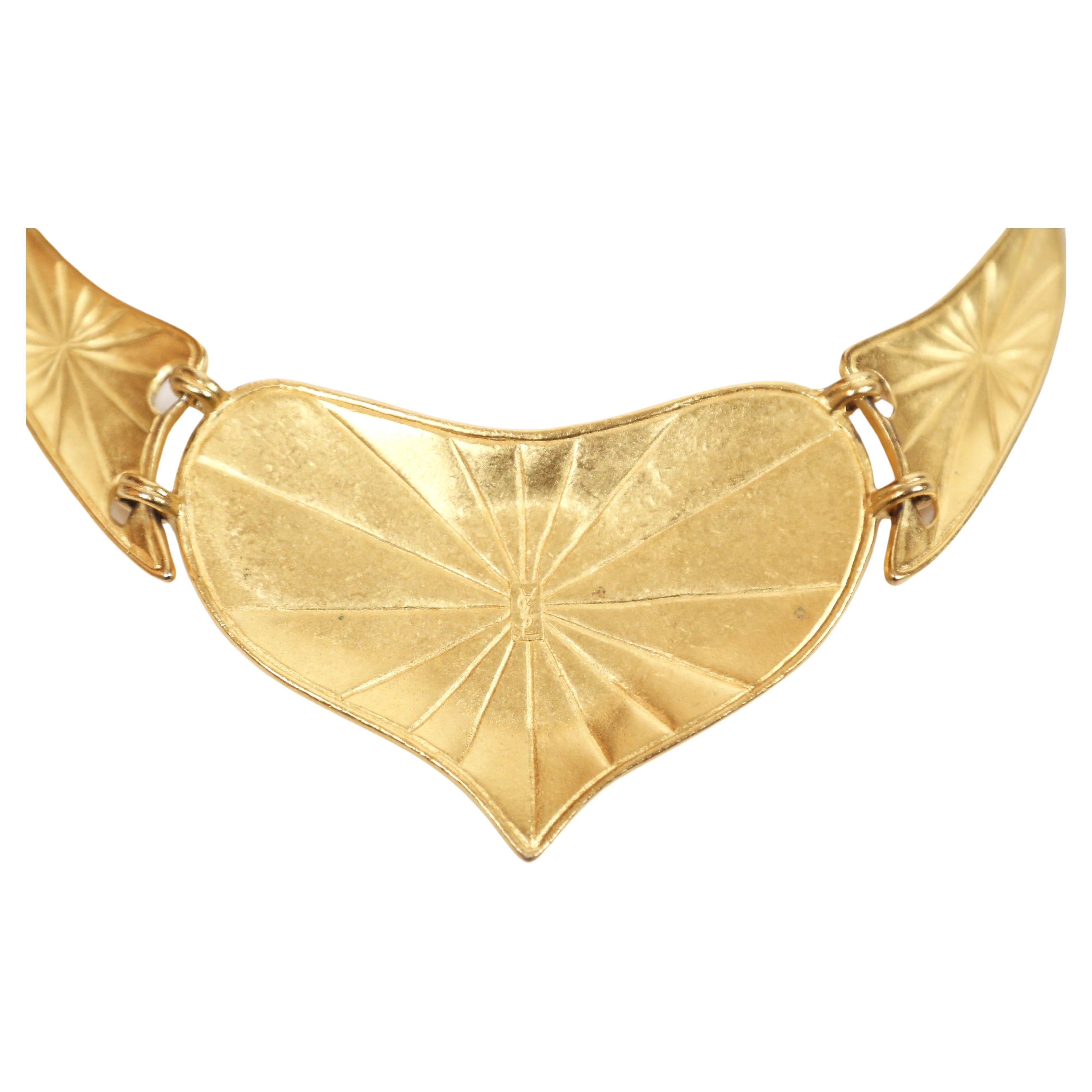 Vintage 1970er Jahre YVES SAINT LAURENT vergoldete Vintage-Halskette mit elfenbeinfarbenem Kunstharz  für Damen oder Herren im Angebot