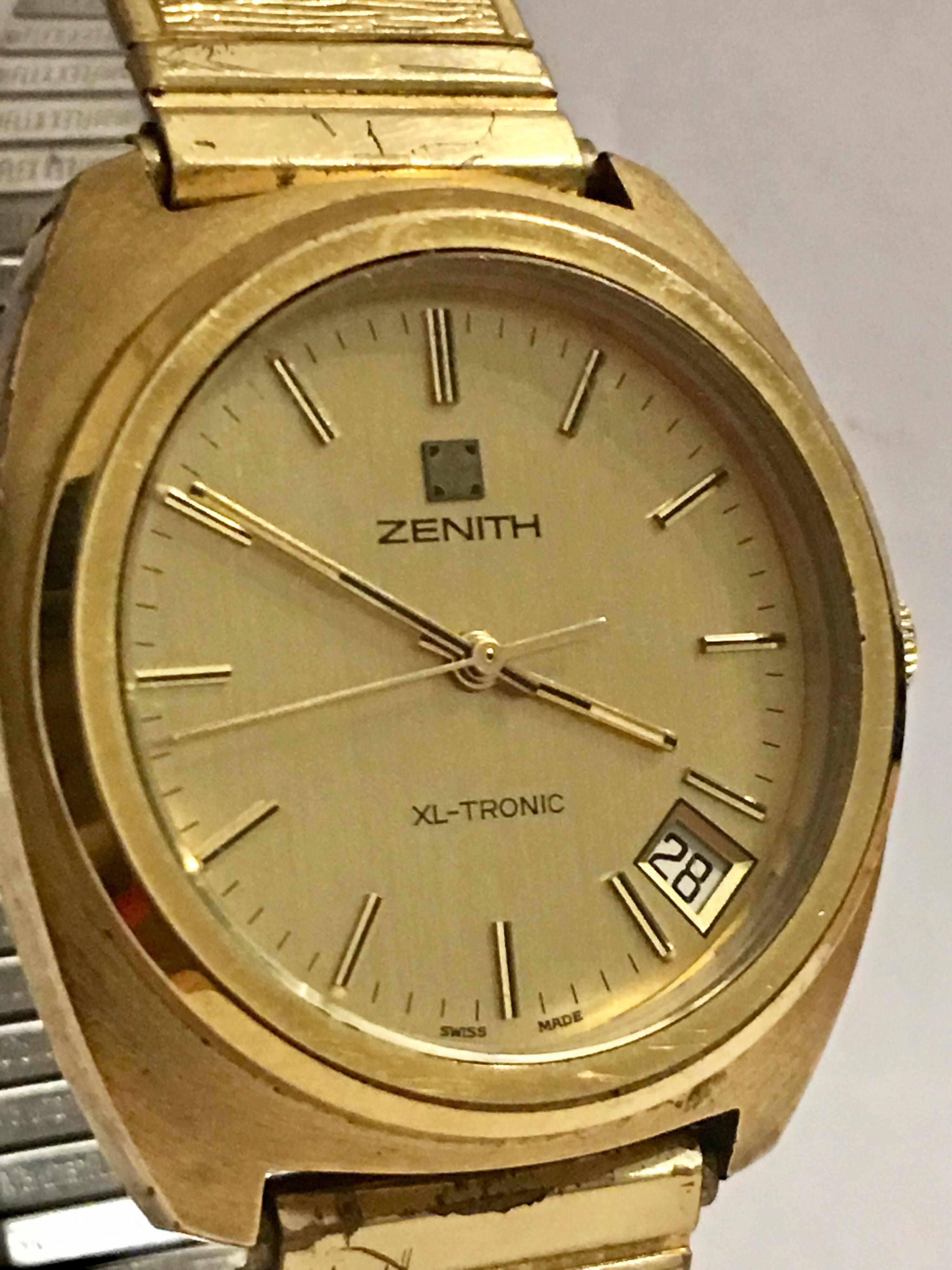 This Vintage Gold Plated/ Stainless Steel back watch is working and running well with its swift seconds battery operated. Some visible scratches and worn on the Bessel and strap as shown. Please study the images carefully as form part of the