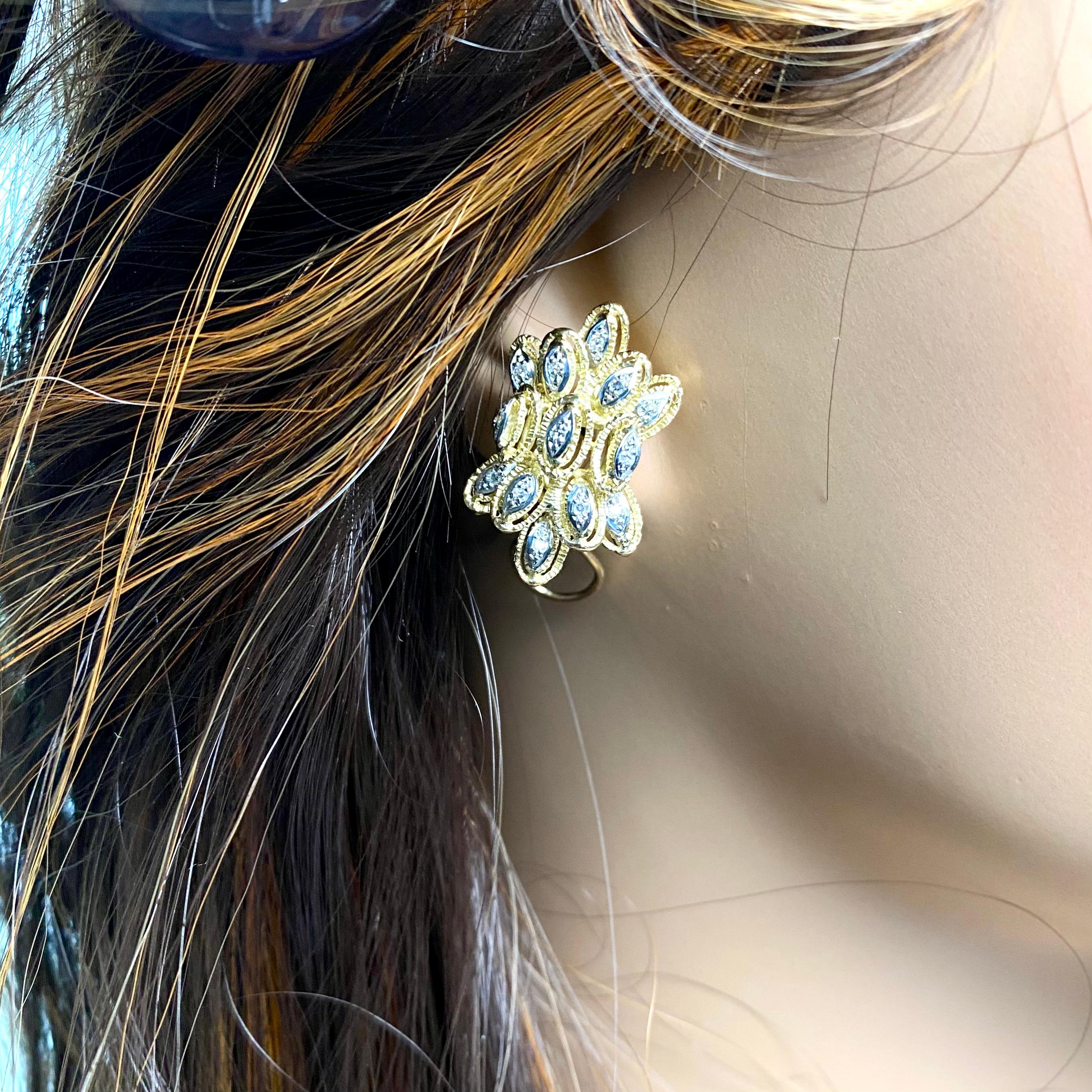 Vintage 1970th 18 Karat Gelbgold Retro Diamant ein Zoll Clip auf Ohrringe  im Zustand „Gut“ im Angebot in New York, NY