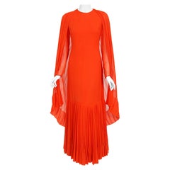 Vintage 1972 Christian Dior Couture Rot-orange plissiertes Seiden-Chiffon-Kleid & Umhang