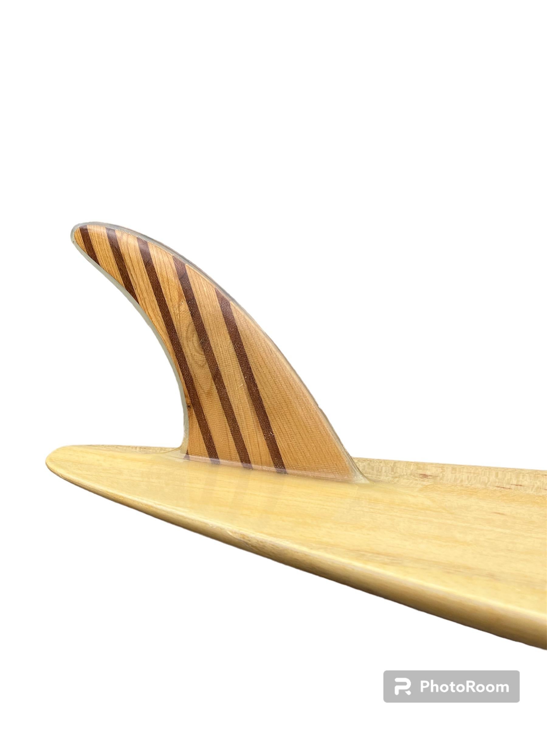 Vintage 1971 Hobie Surfboards balsawood surfboard by Mickey Muñoz In Good Condition In Haleiwa, HI