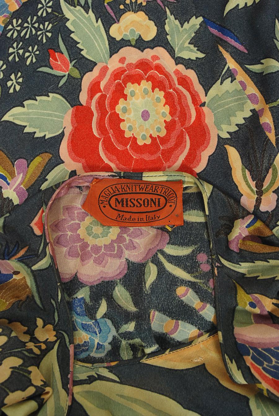 Archival 1971 Missoni Couture Floral Bird Print Silk-Jersey Fringe Crop Top Set For Sale 15