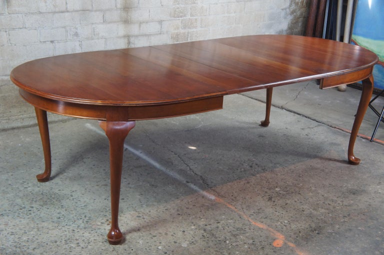Vintage 1971 Pennsylvania House Solid Cherry Queen Anne Dining Table at