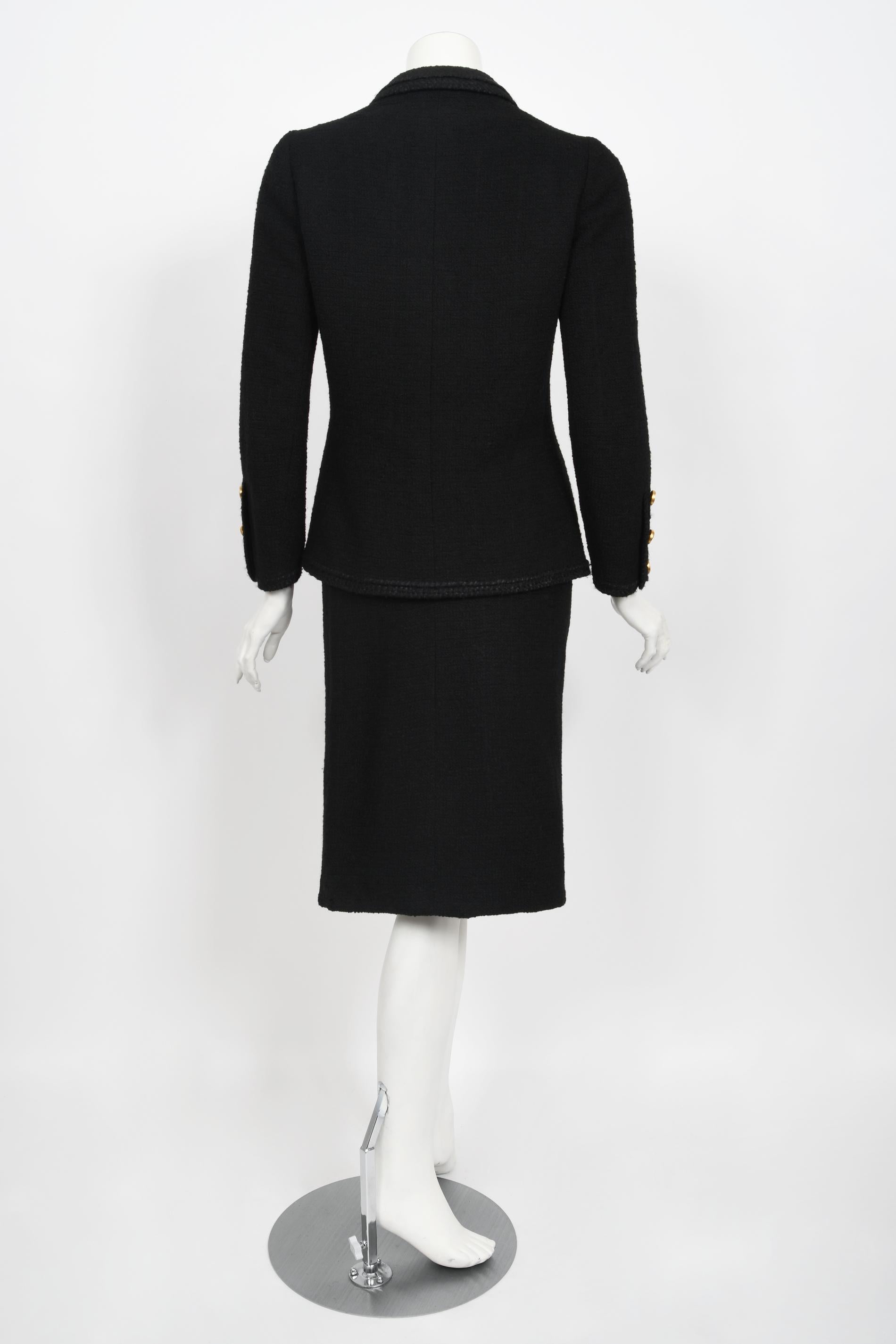 Vintage 1973 Chanel Haute Couture Black Boucle Wool Logo Buttons Jacket Suit  11