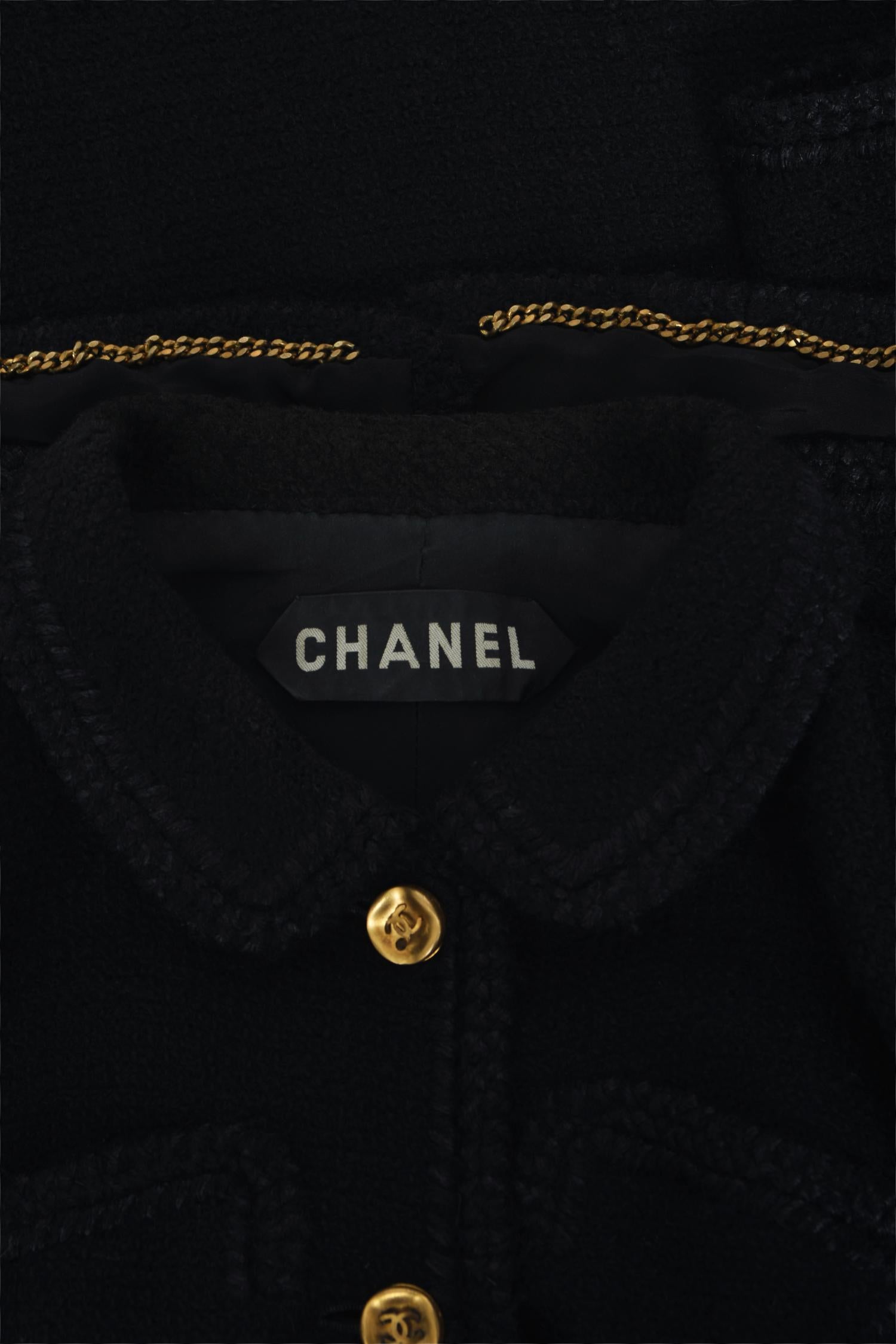 Vintage 1973 Chanel Haute Couture Black Boucle Wool Logo Buttons Jacket Suit  13