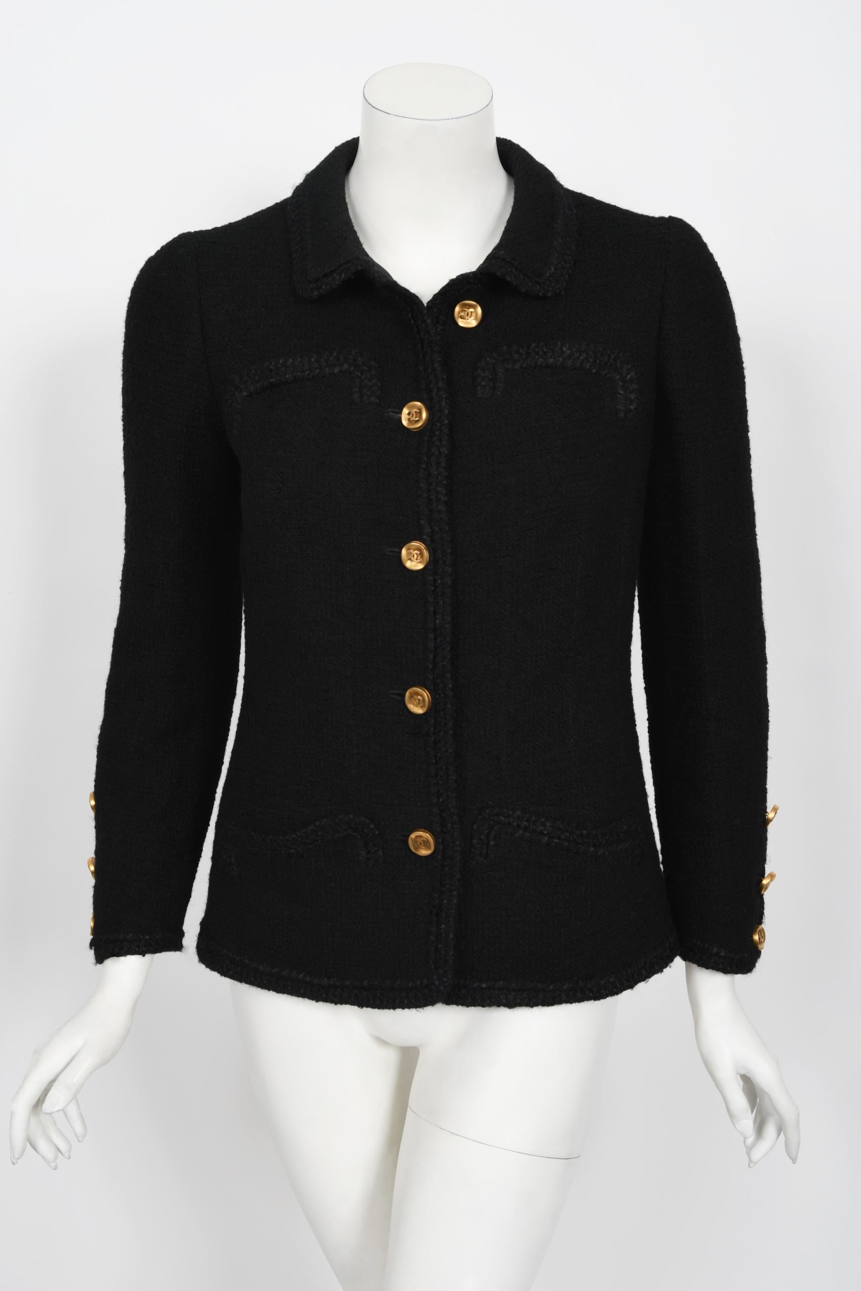 Vintage 1973 Chanel Haute Couture Black Boucle Wool Logo Buttons Jacket Suit  1