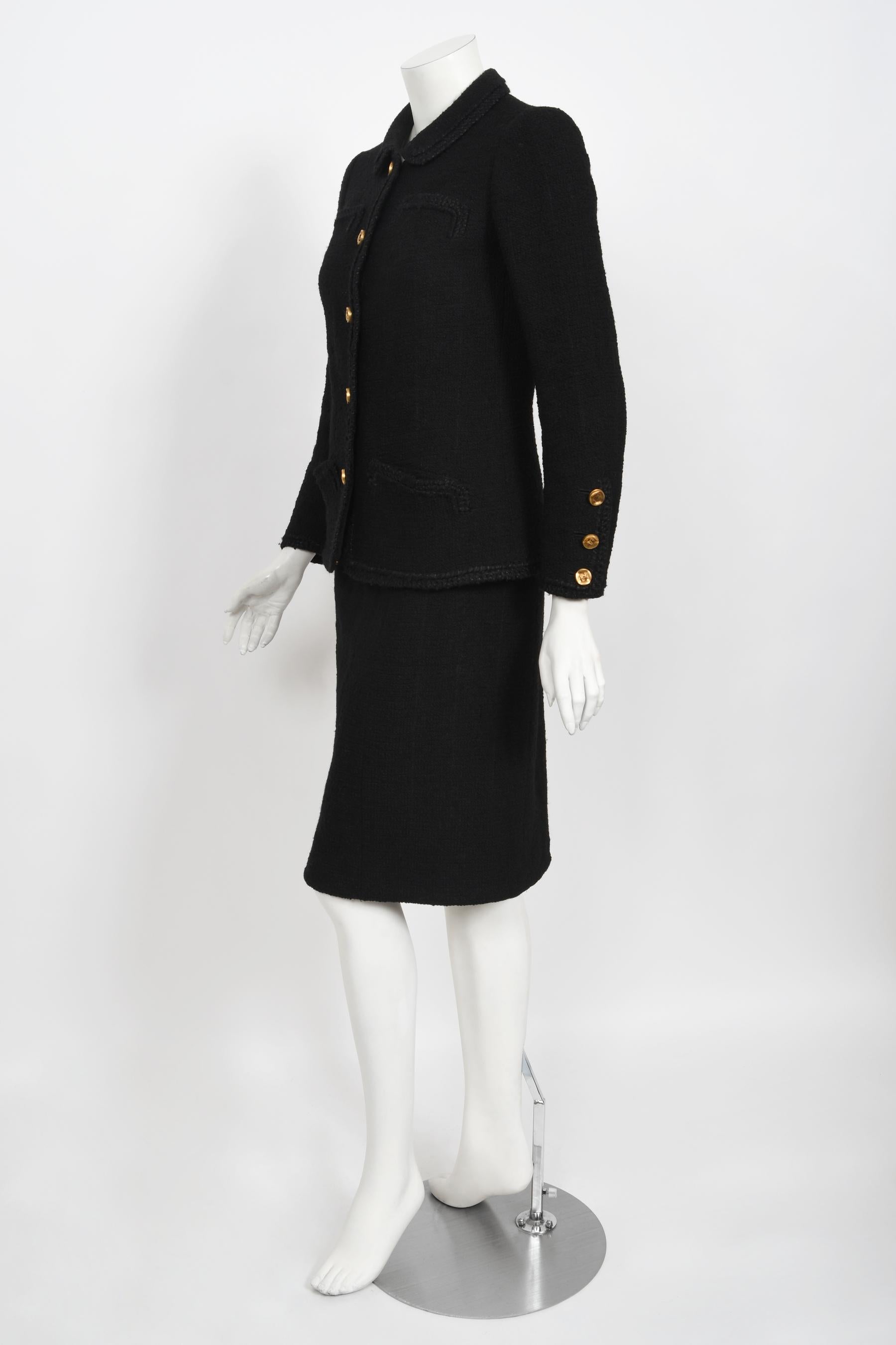 Vintage 1973 Chanel Haute Couture Black Boucle Wool Logo Buttons Jacket Suit  4