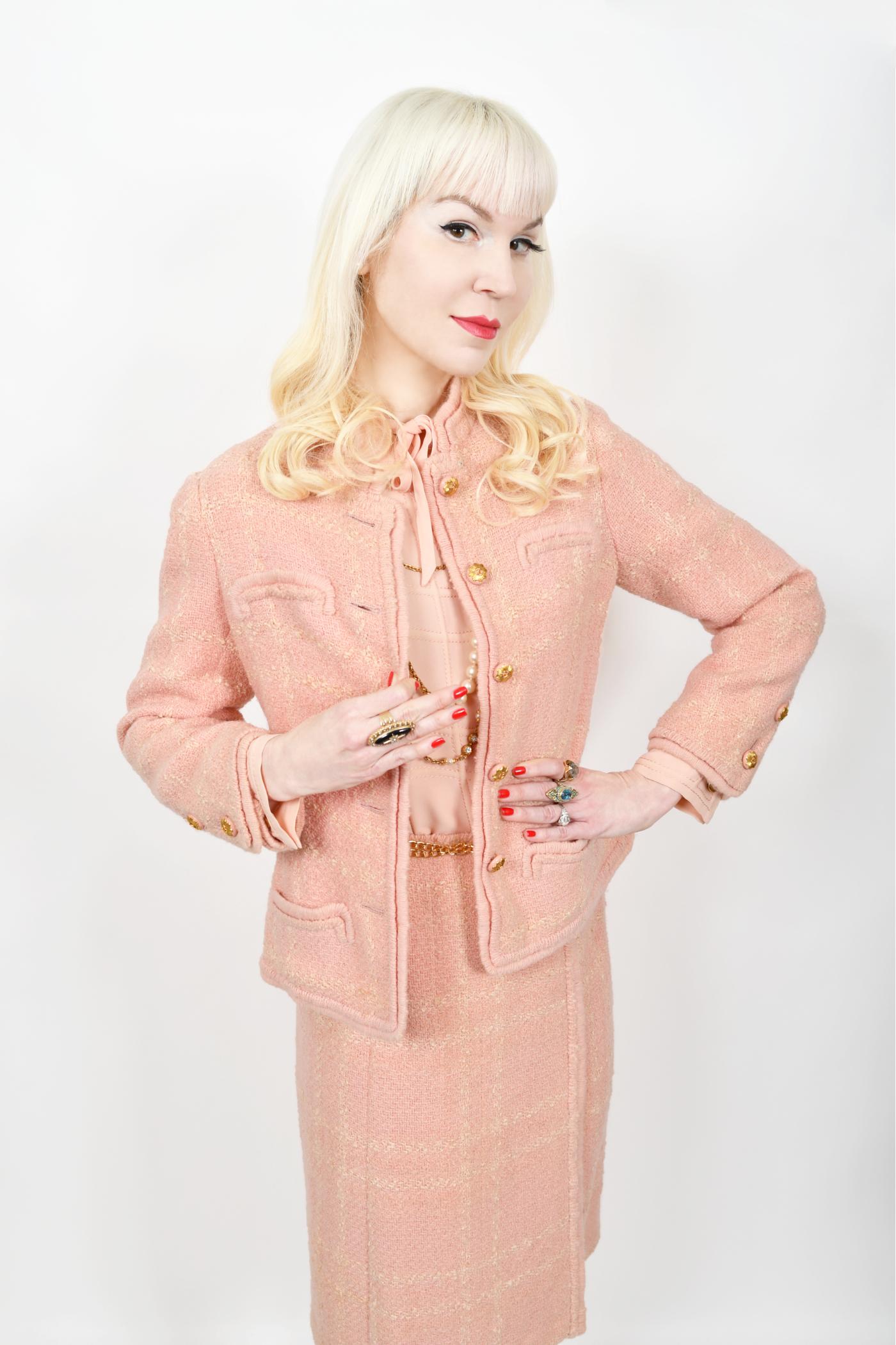 Women's Vintage 1973 Chanel Haute Couture Documented Pink Wool Jacket Blouse Skirt Suit For Sale
