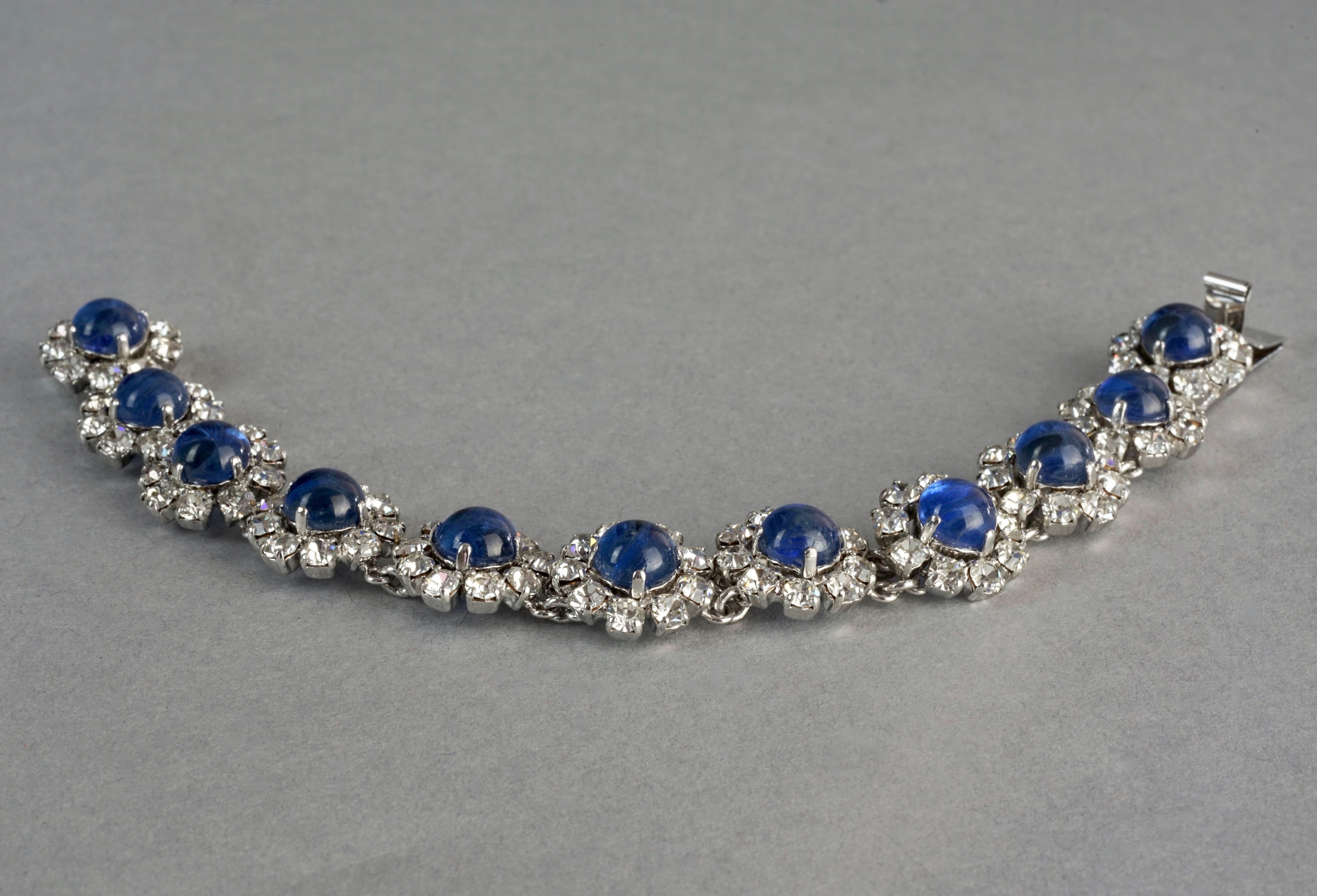 Vintage 1973 CHRISTIAN DIOR Blue Glass Cabochon Rhinestone Bracelet In Excellent Condition In Kingersheim, Alsace