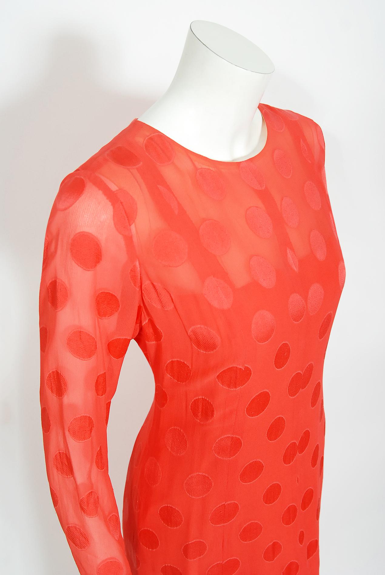 Vintage 1973 Givenchy Haute Couture Orange Dotted Silk Carwash-Hem Caftan Gown For Sale 7