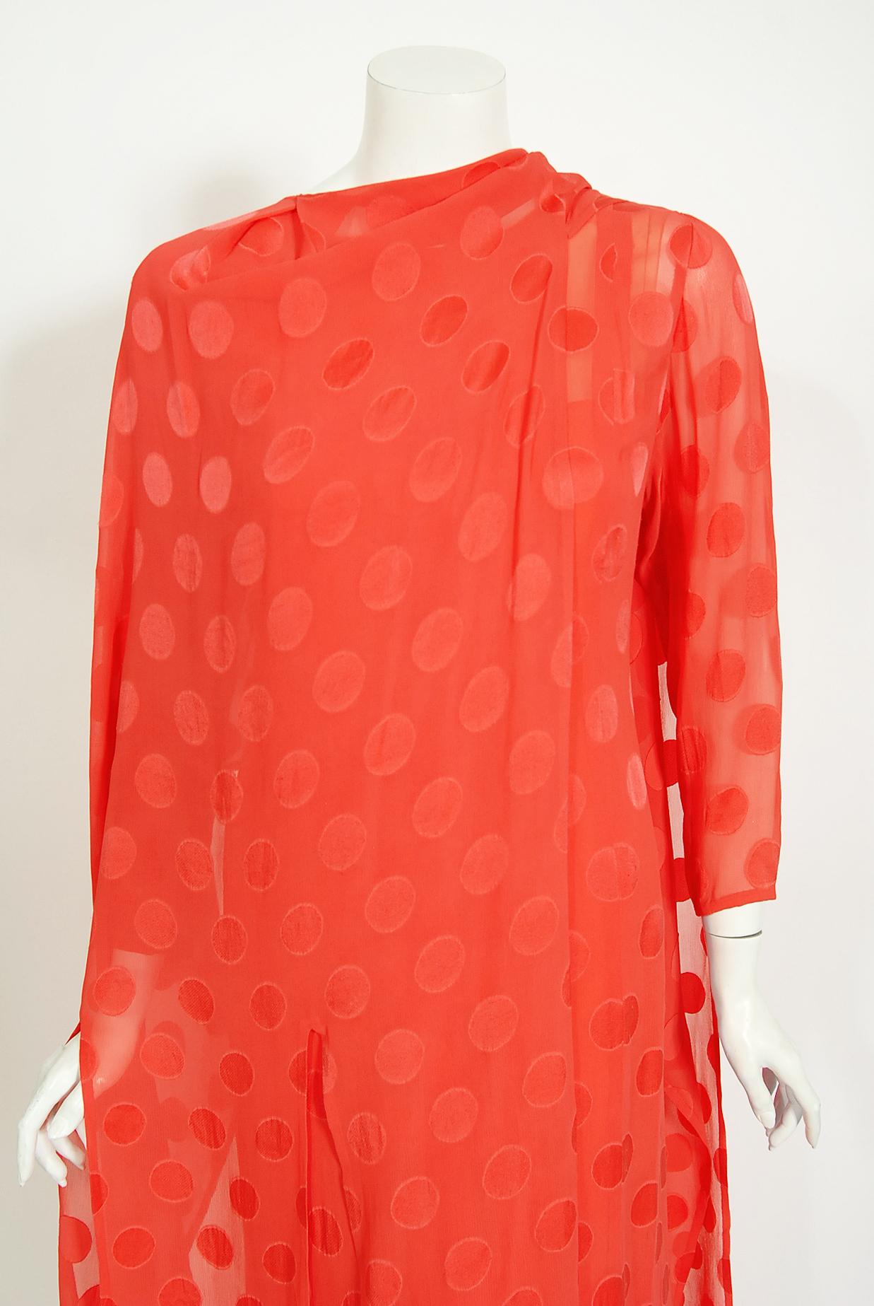 Archival 1973 Givenchy Haute Couture Orange Dotted Silk Carwash-Hem Caftan Gown In Good Condition For Sale In Beverly Hills, CA