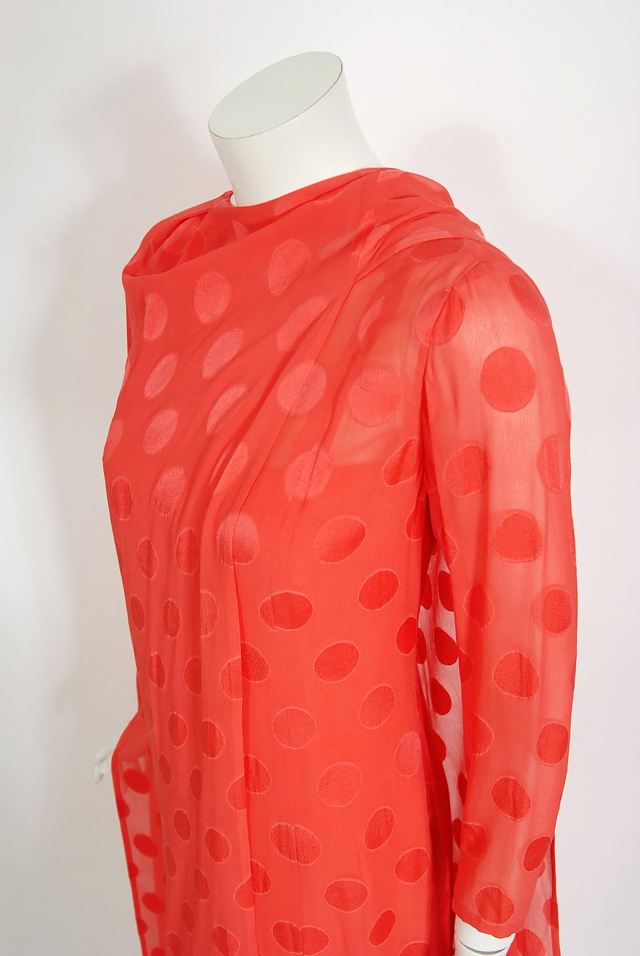 Vintage 1973 Givenchy Haute Couture Orange Dotted Silk Carwash-Hem Caftan Gown For Sale 1
