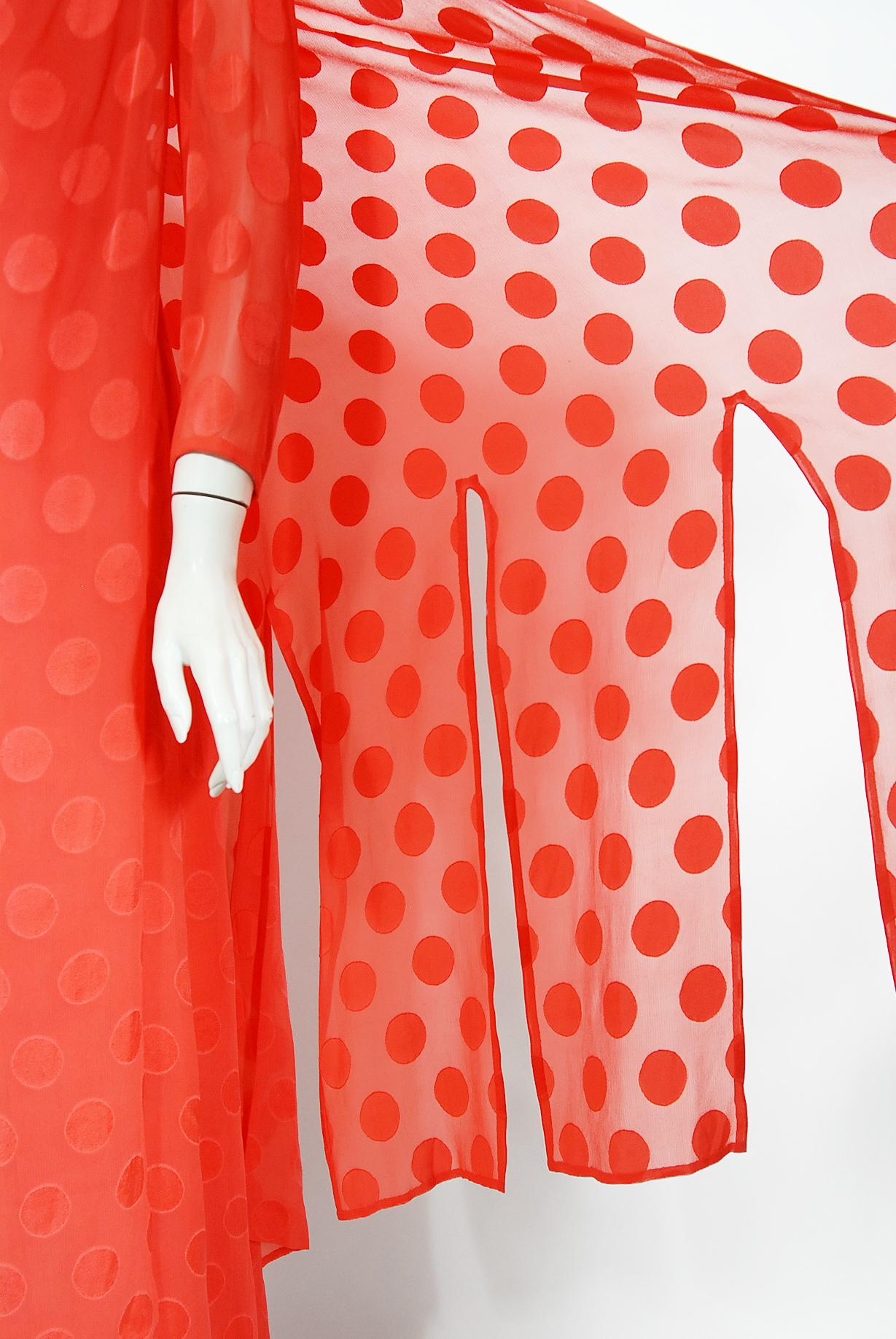 Vintage 1973 Givenchy Haute Couture Orange Dotted Silk Carwash-Hem Caftan Gown For Sale 3