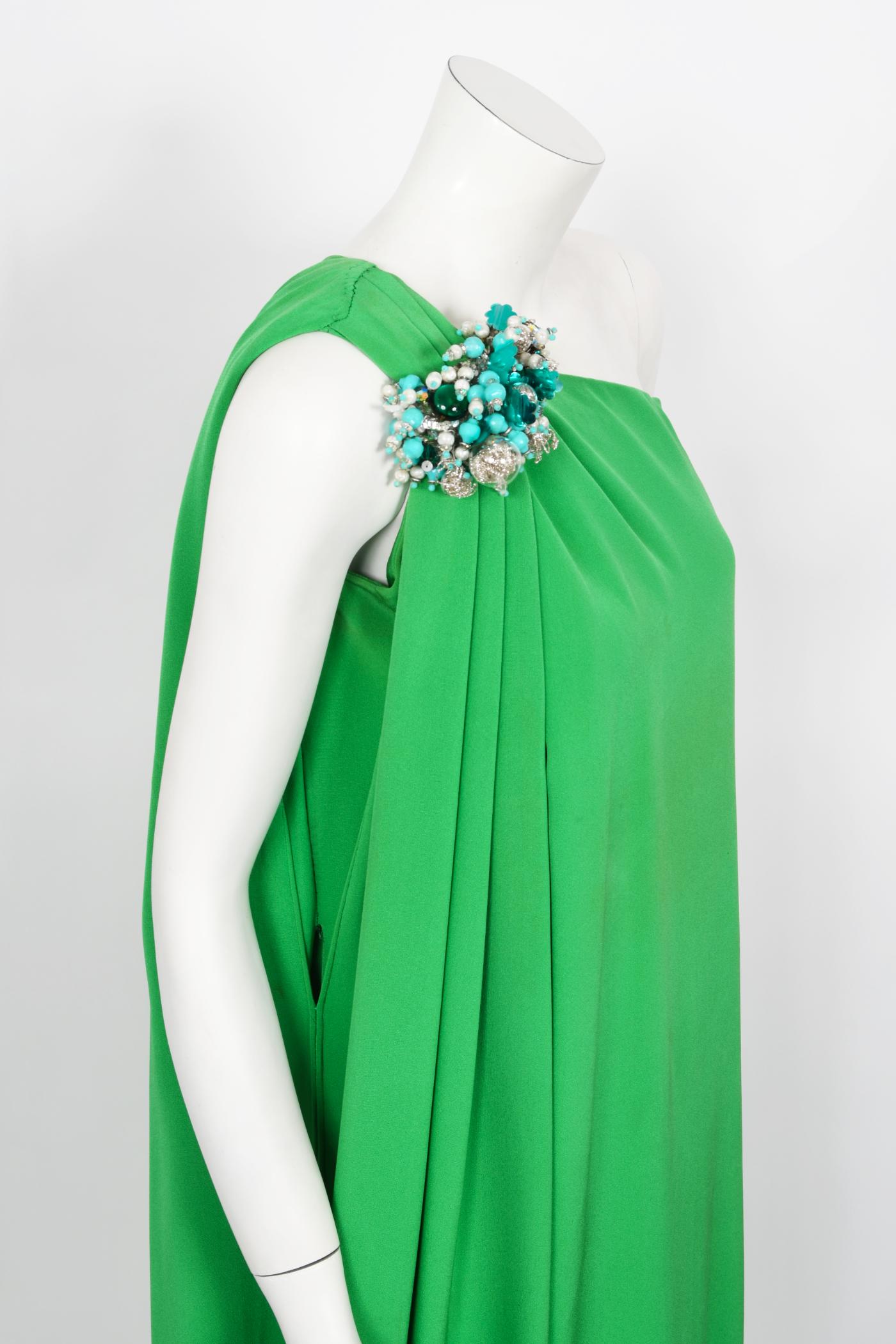 Women's Vintage 1974 Pierre Cardin Haute Couture Green Silk One-Shoulder Goddess Gown