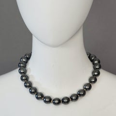 Vintage 1975 CHRISTIAN DIOR Silver Grey Glass Pearl Necklace