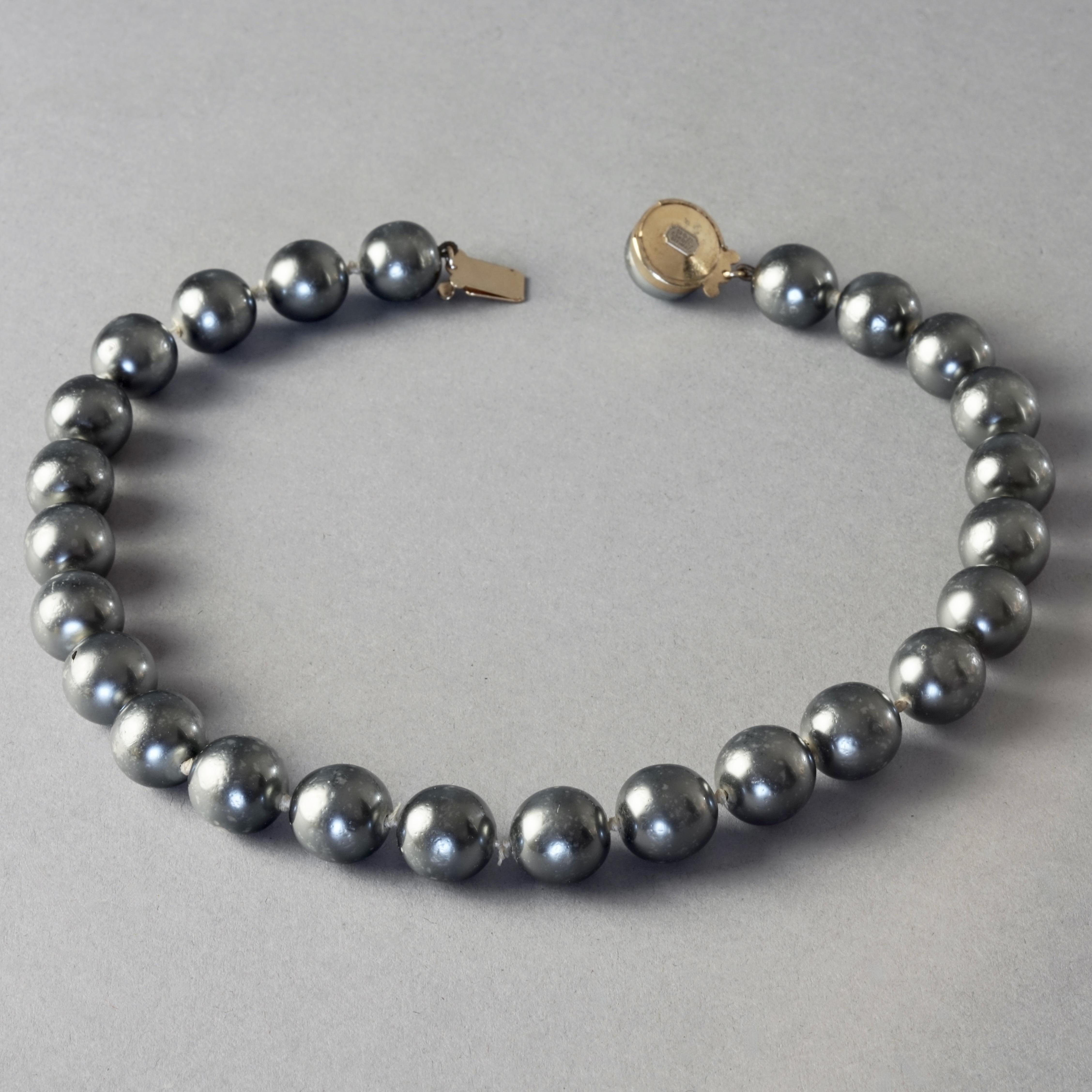 Vintage 1975 CHRISTIAN DIOR Silver Grey Glass Pearl Necklace For Sale 2