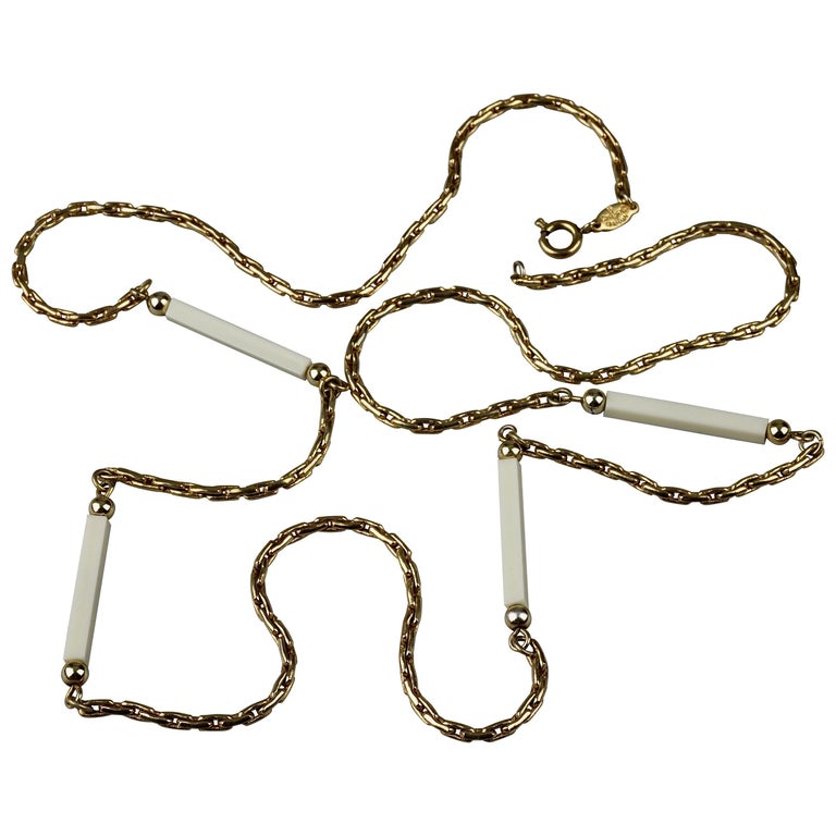 Vintage 1975 CHRISTIAN DIOR White Bar Long Chain Necklace For Sale
