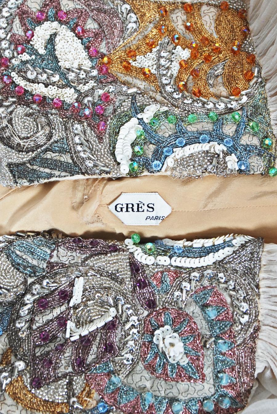 1970's Madame Grès Haute Couture Perlen bestickt Elfenbein schiere Seide Brautkleid im Angebot 11