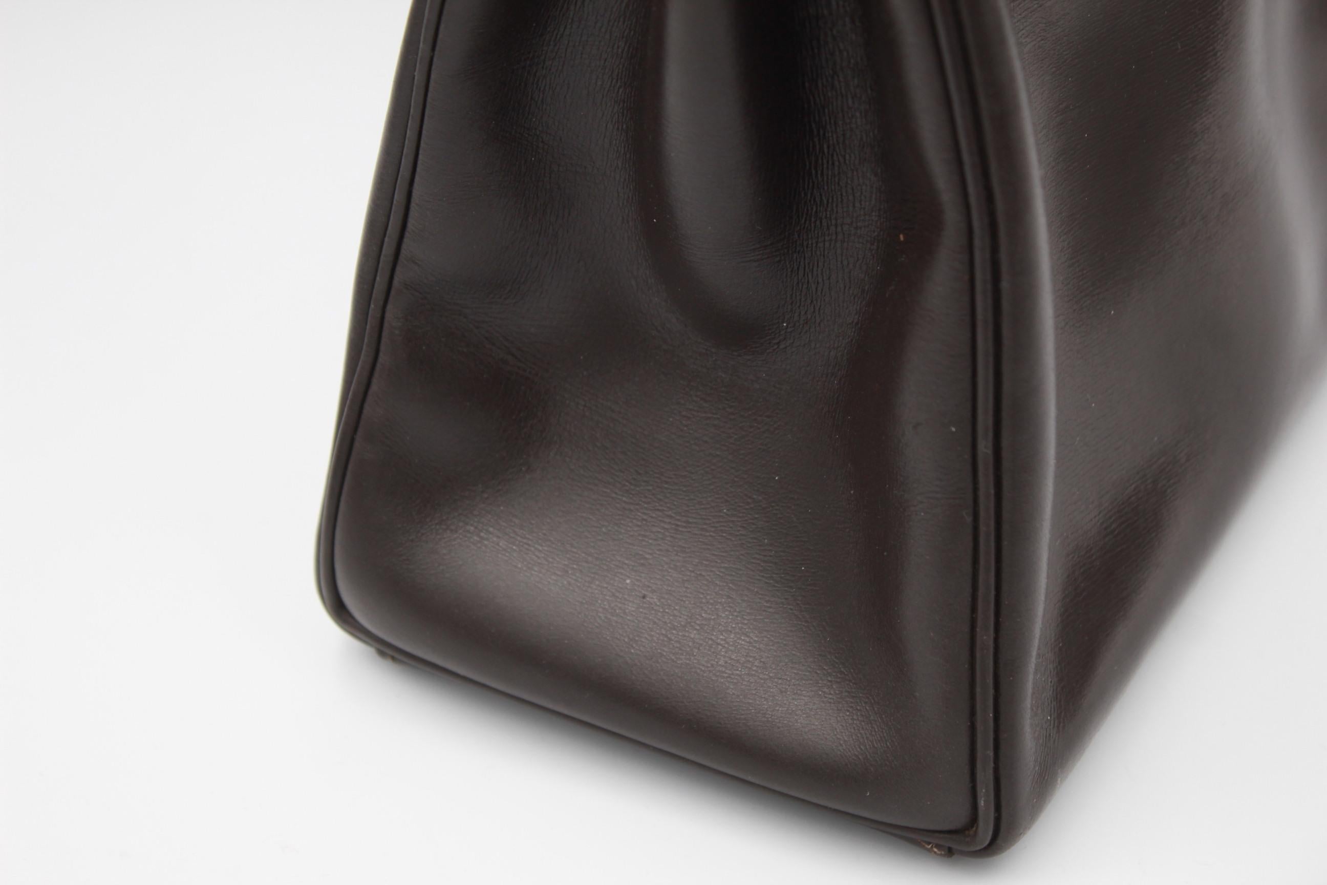 Women's or Men's Vintage 1977 Hemes Kelly 32 Bag in Dark Brown Chocolate Box Leather