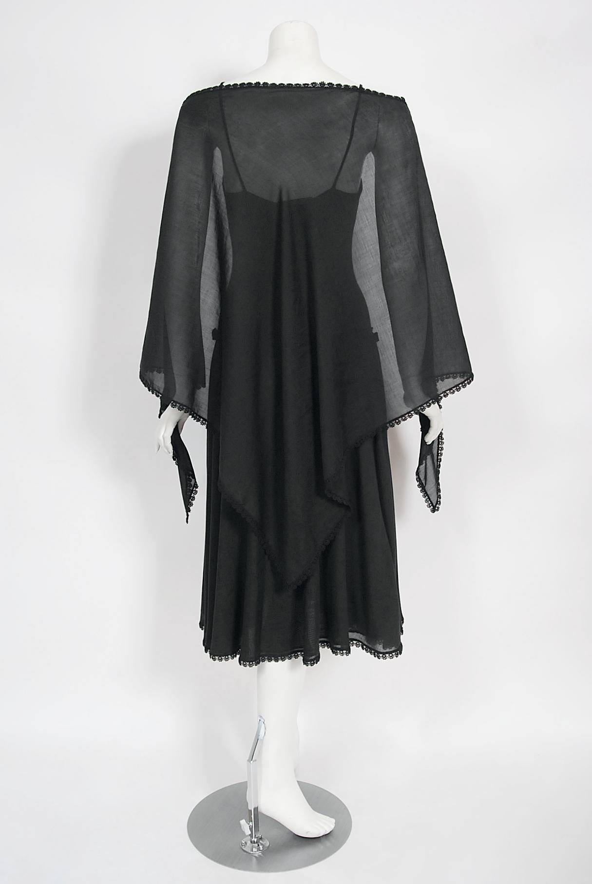 Vintage 1977 Sant Angelo Documented Black Jersey Lace-Up Bodysuit Dress & Shawl en vente 9