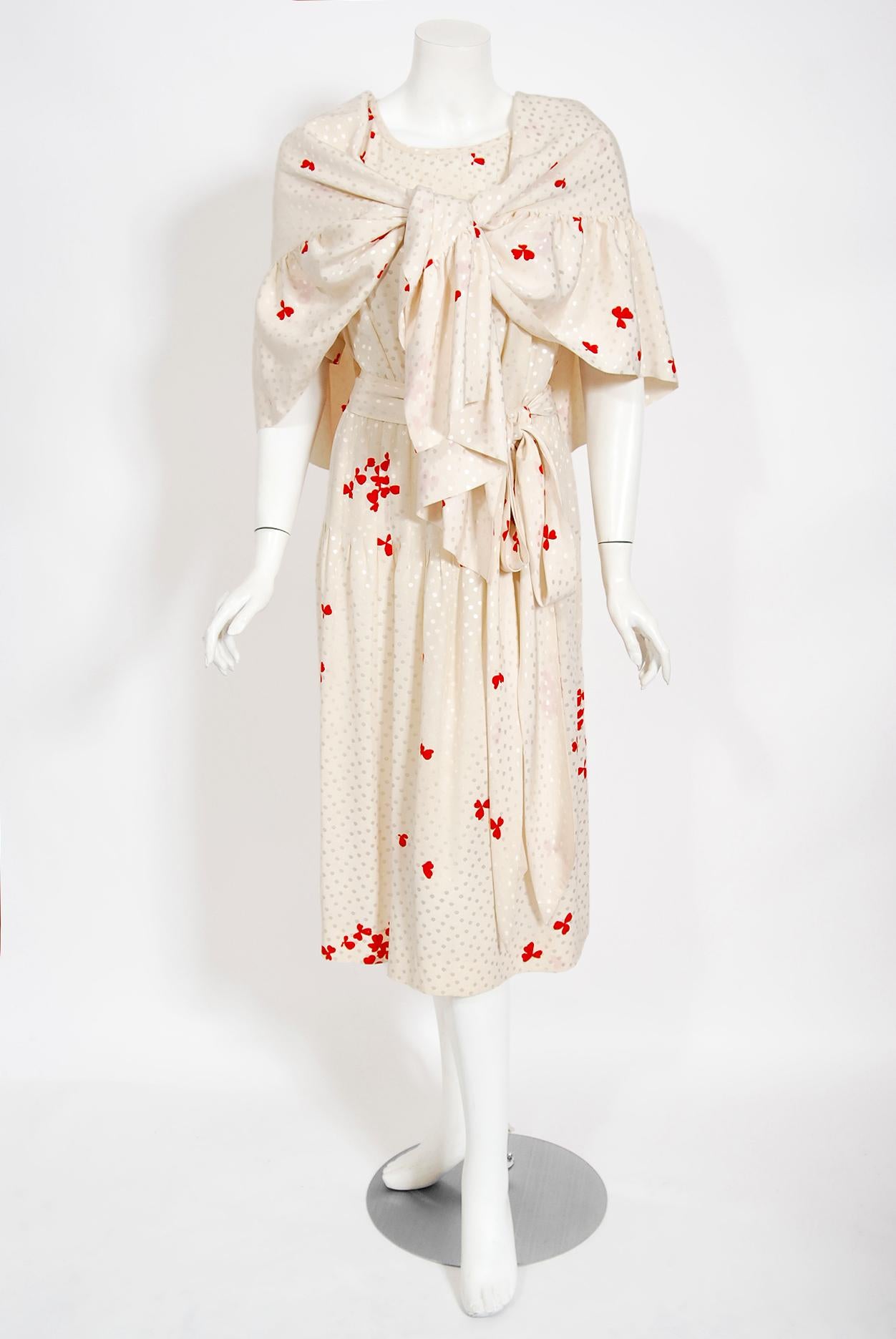 Vintage 1978 Yves Saint Laurent Haute Couture Ivory Red Print Silk Dress & Shawl For Sale 1