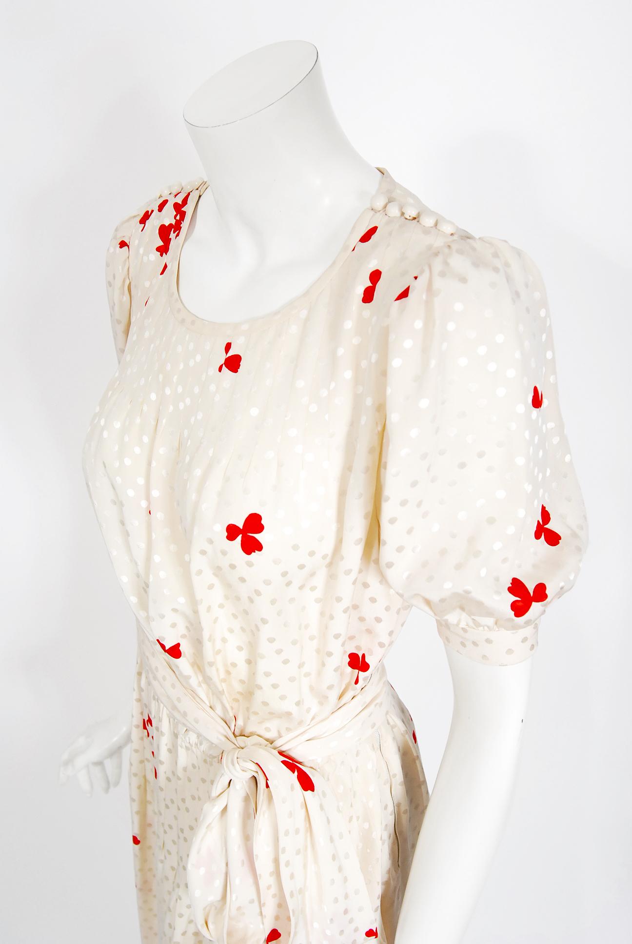 Vintage 1978 Yves Saint Laurent Haute Couture Ivory Red Print Silk Dress & Shawl For Sale 4