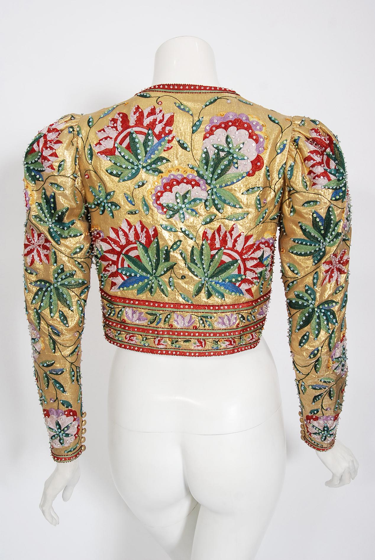 Vintage 1979 Lanvin Haute Couture Embroidered Beaded Gold Lamé Cropped Jacket For Sale 2
