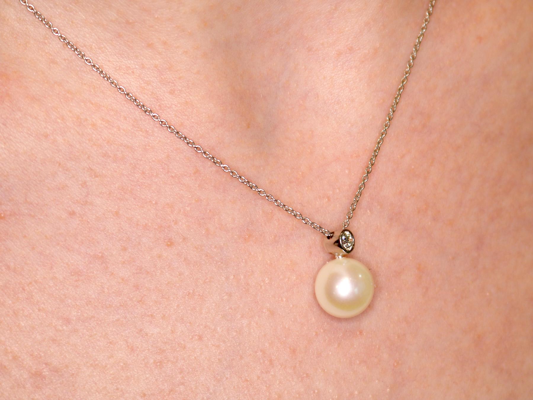 Vintage Cultured Pearl Diamond 18K White Gold Necklace For Sale 2