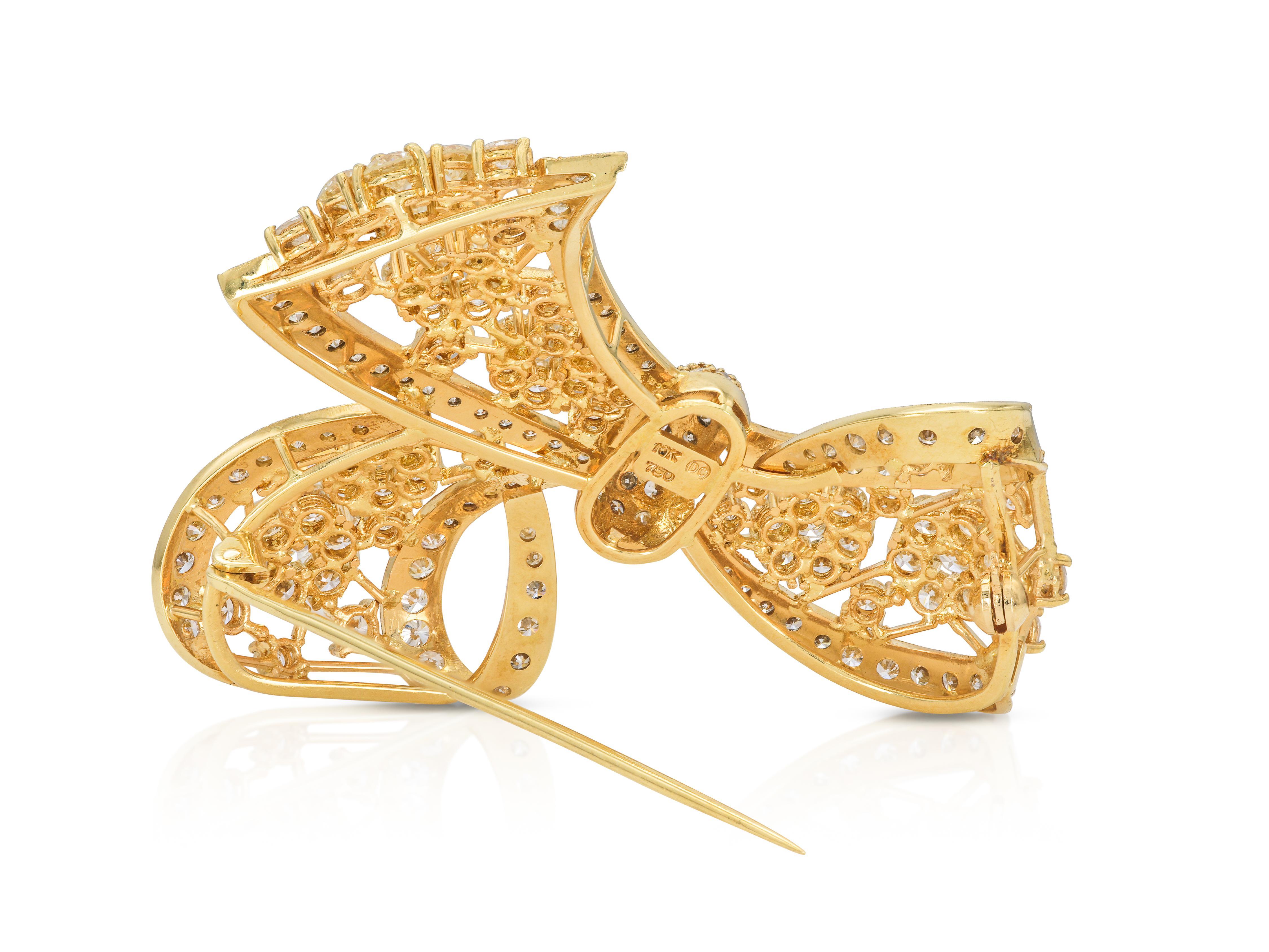 Spilla con fiocco di diamanti vintage anni '80 da 10,53 carati In condizioni buone in vendita a New York, NY