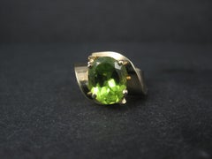 Vintage 1980s 10K Yellow Gold Peridot Ring Size 7